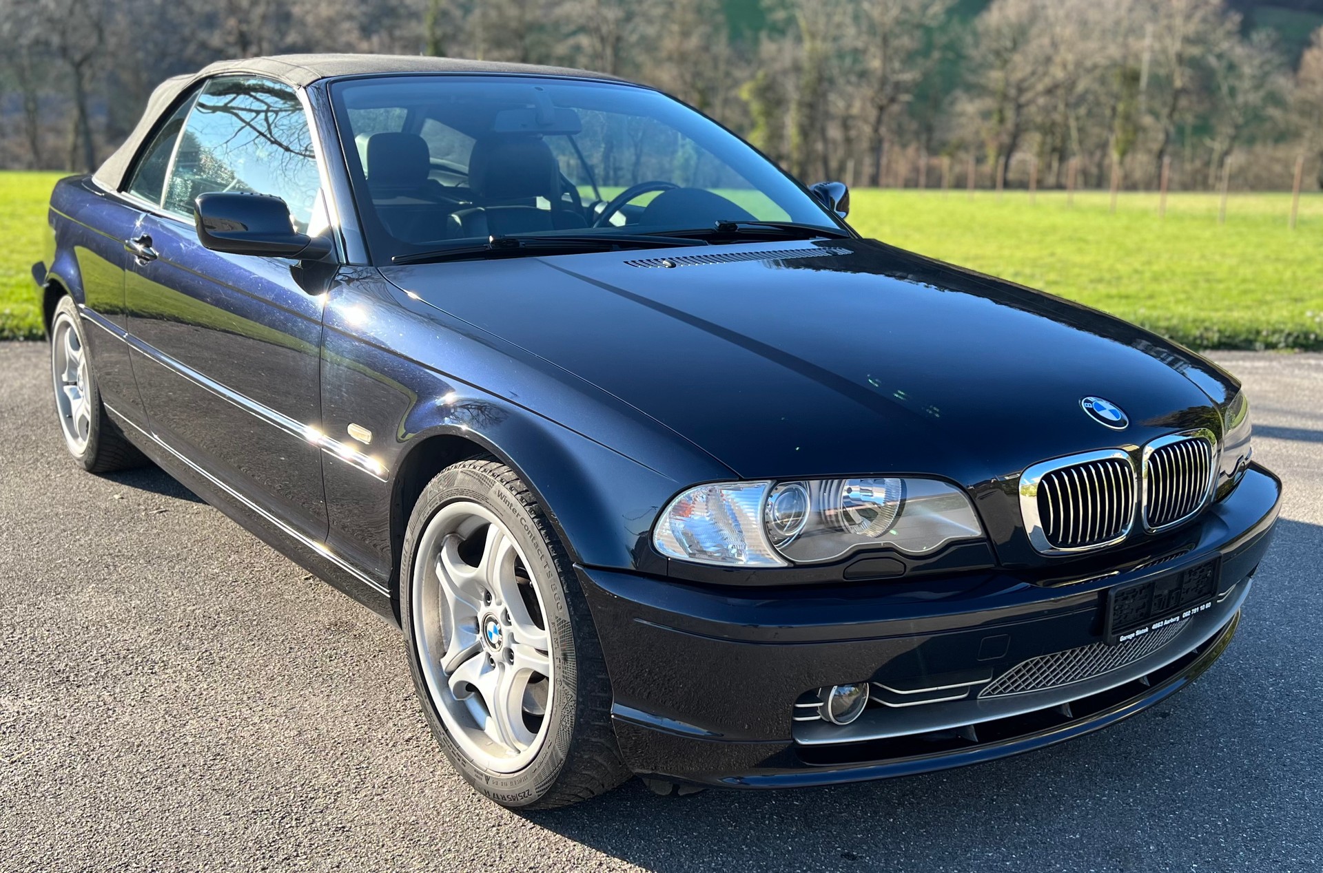 BMW 330Ci Cabriolet-image-12