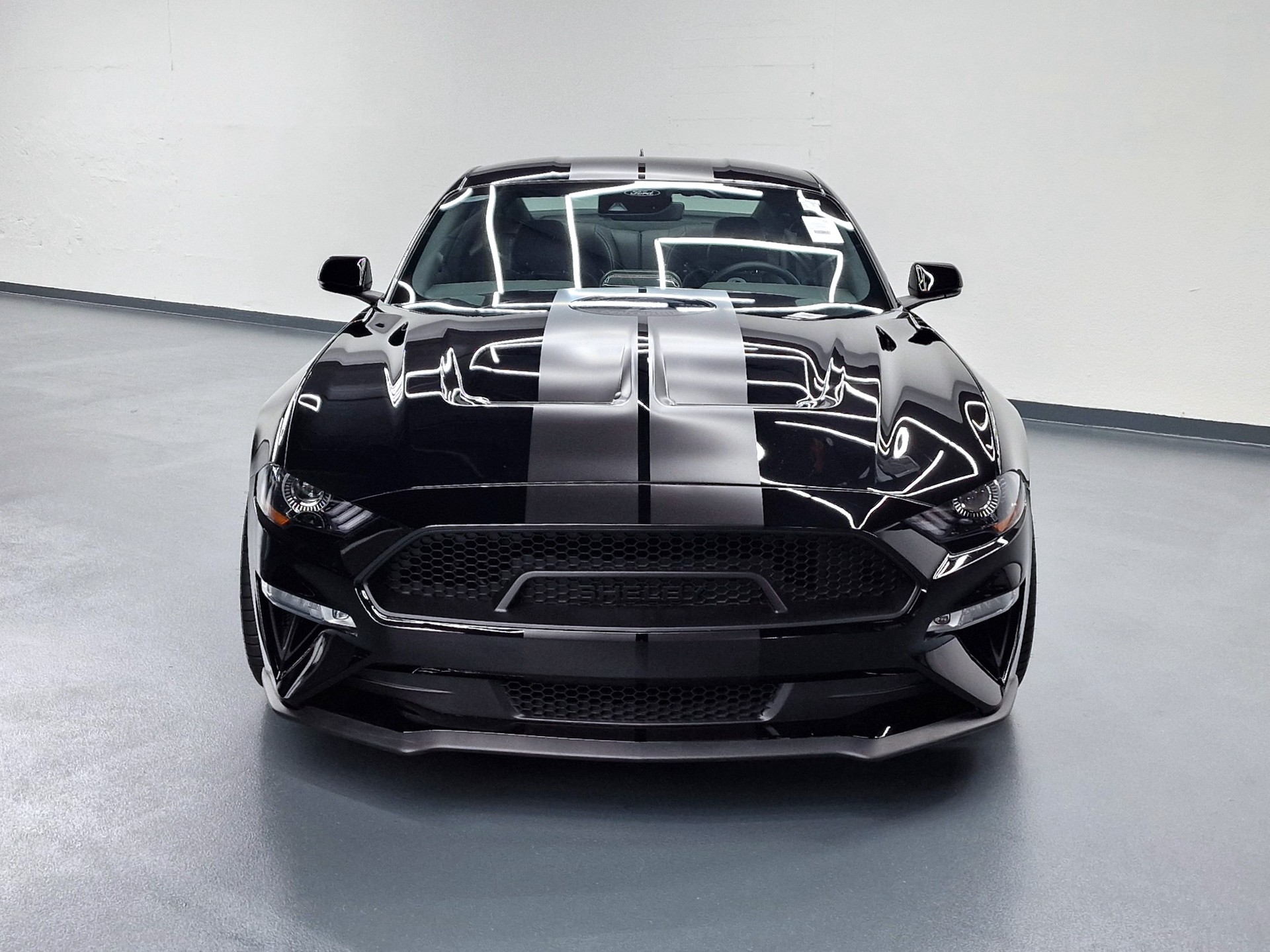 FORD Mustang GT Carroll Shelby Centennial Edition-showroom-element-3