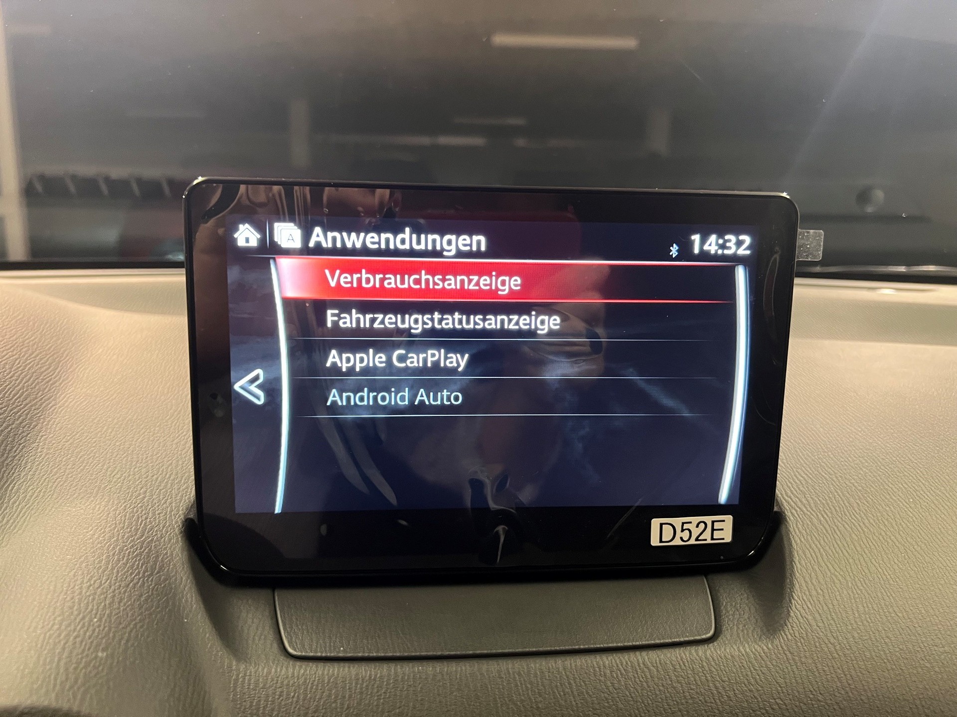 MAZDA 2 SKYACTIV-G 90 Homura Automat-image-13