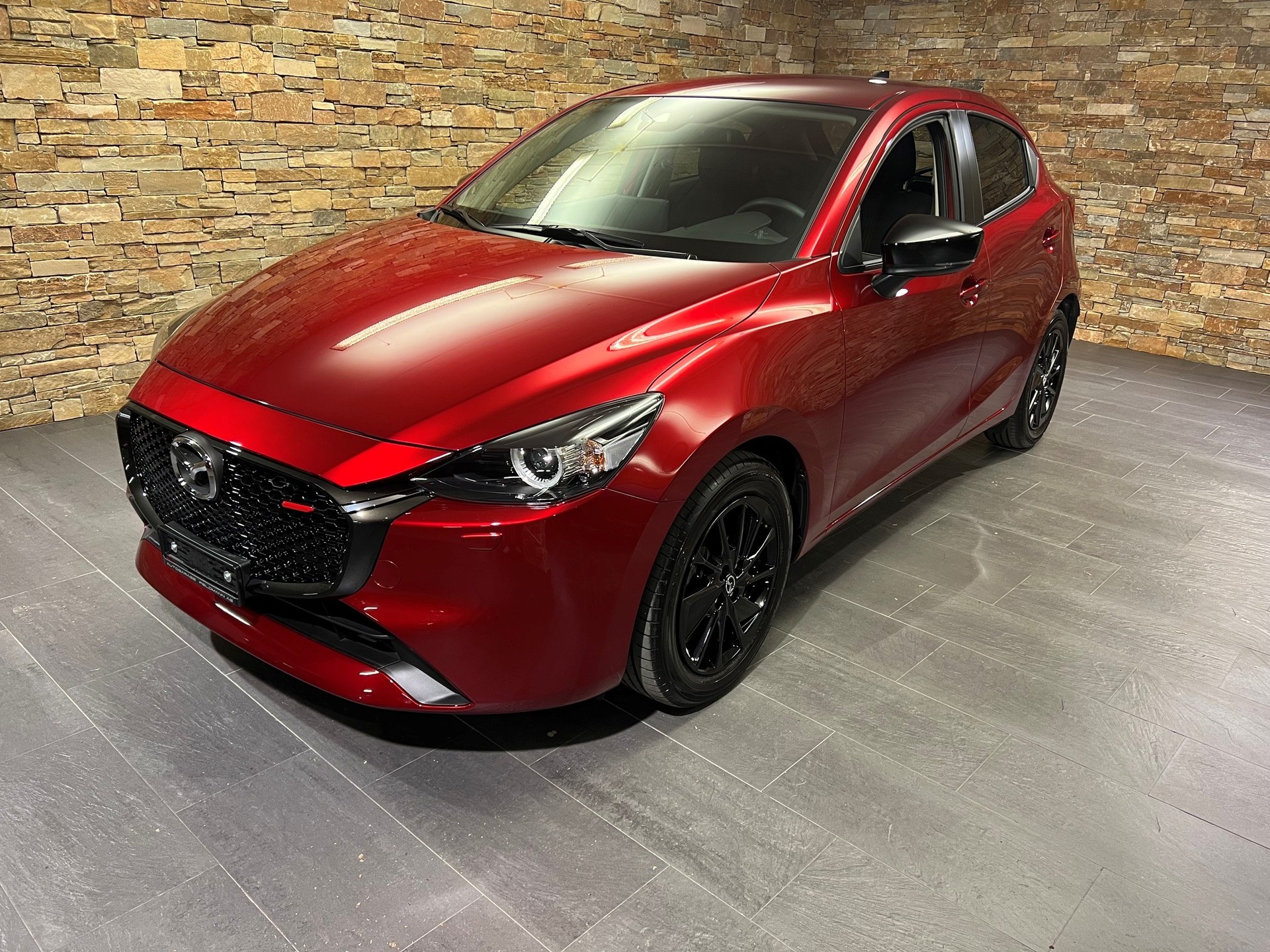 MAZDA 2 SKYACTIV-G 90 Homura Automat