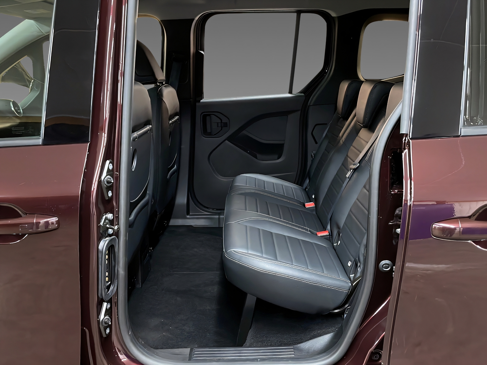 MERCEDES-BENZ T 180 d Progressive-image-10