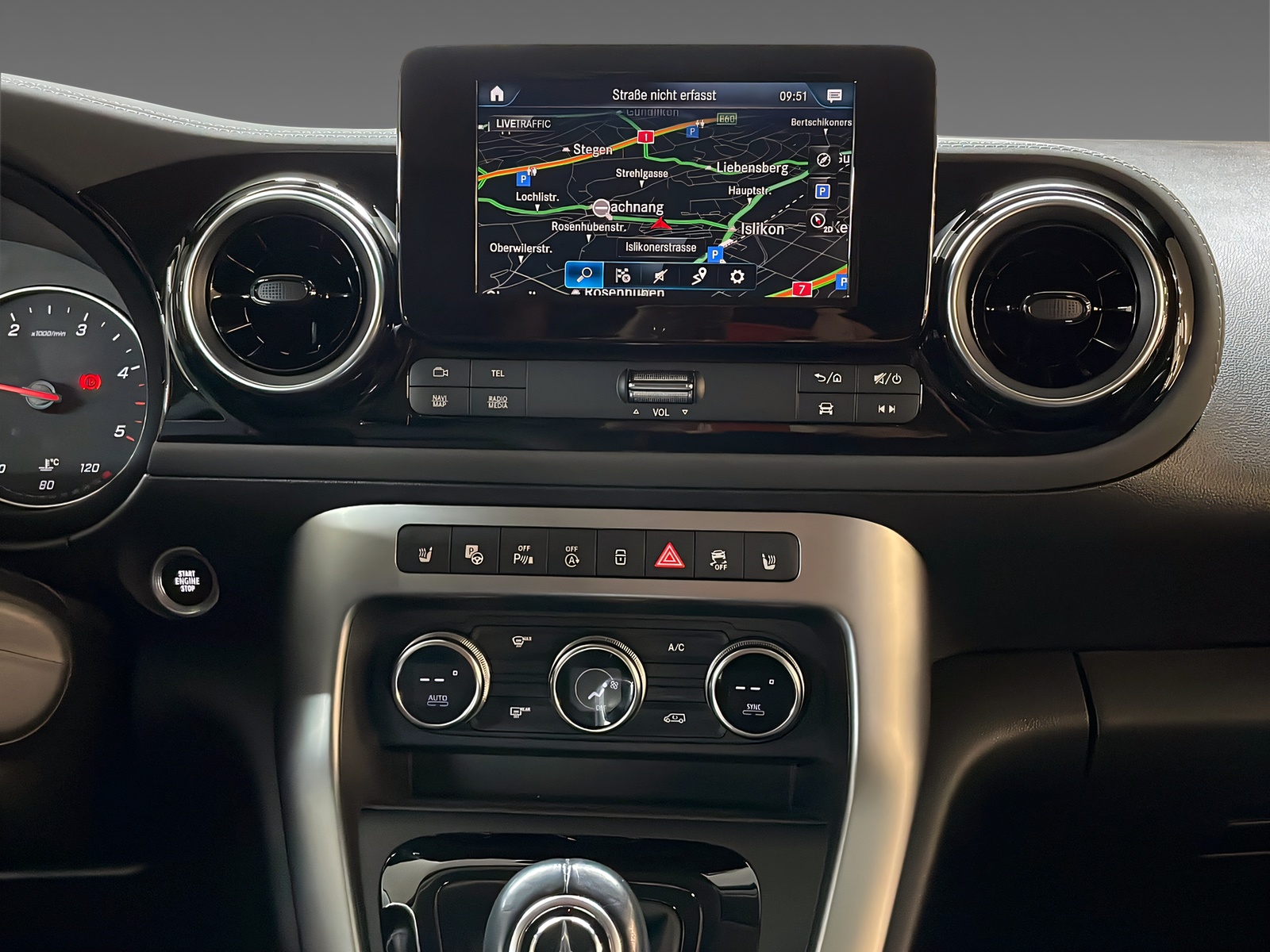 MERCEDES-BENZ T 180 d Progressive-image-8