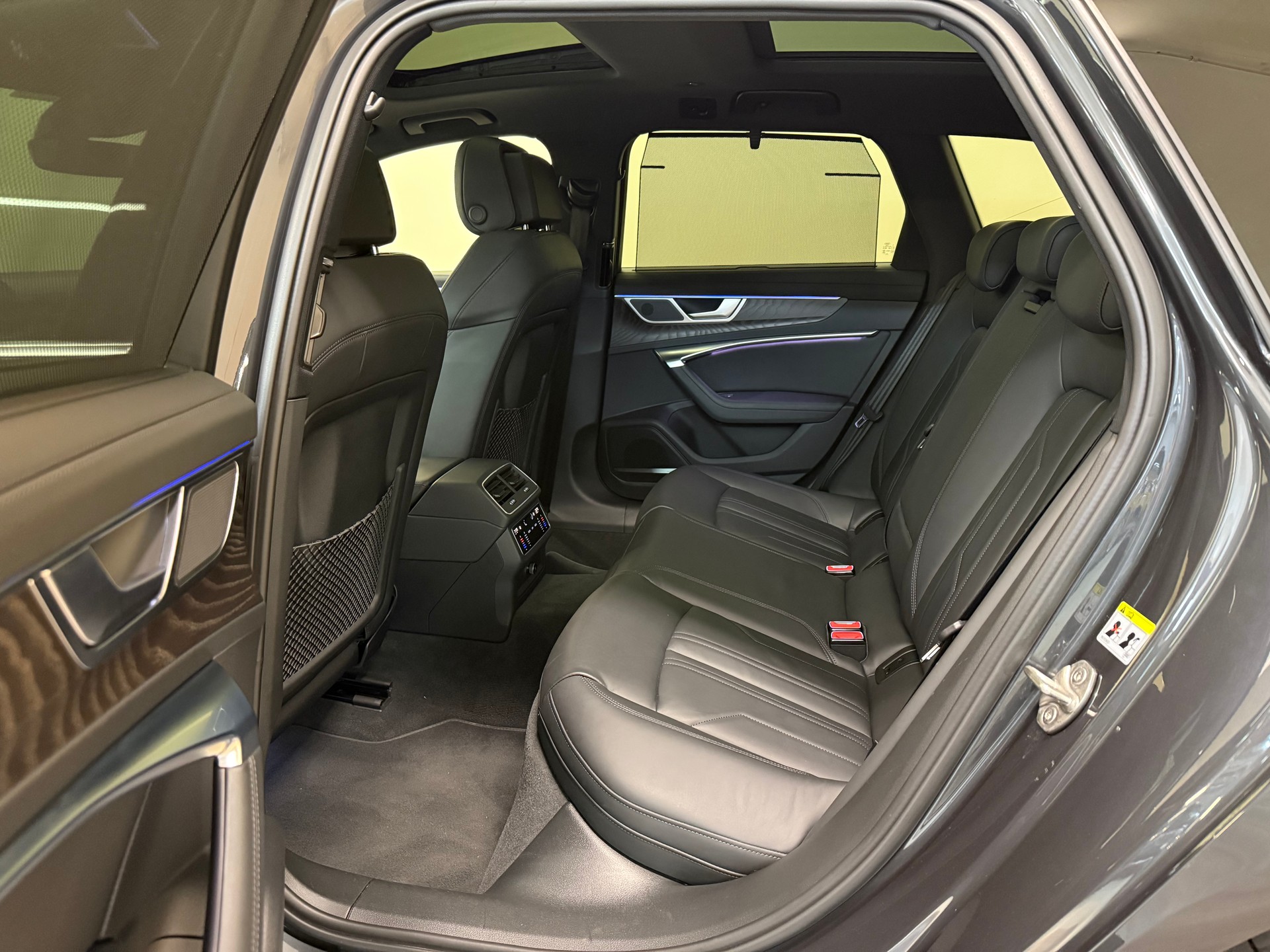 AUDI A6 Avant 55 TFSI Sport quattro S-tronic-image-19