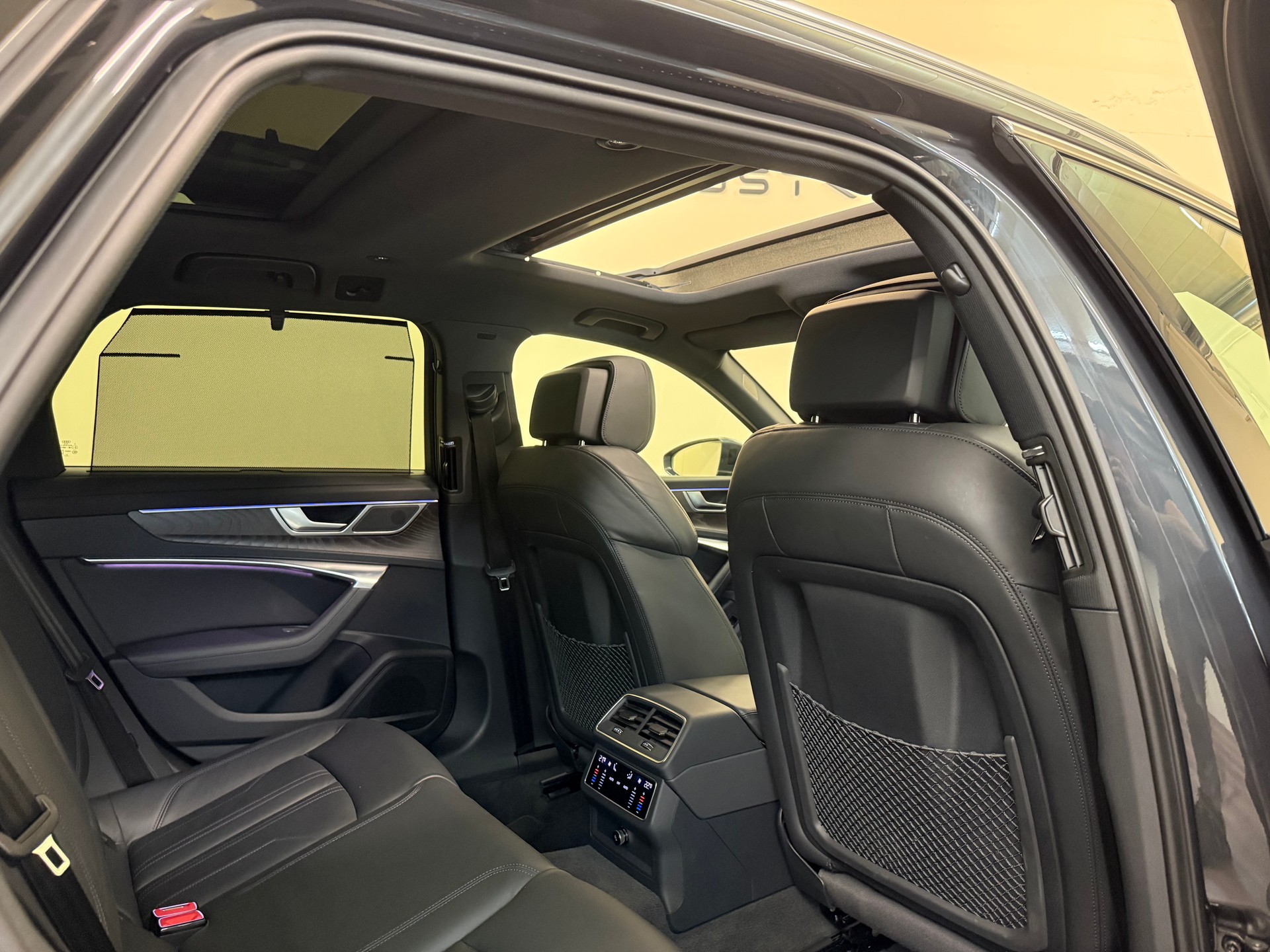 AUDI A6 Avant 55 TFSI Sport quattro S-tronic-image-29