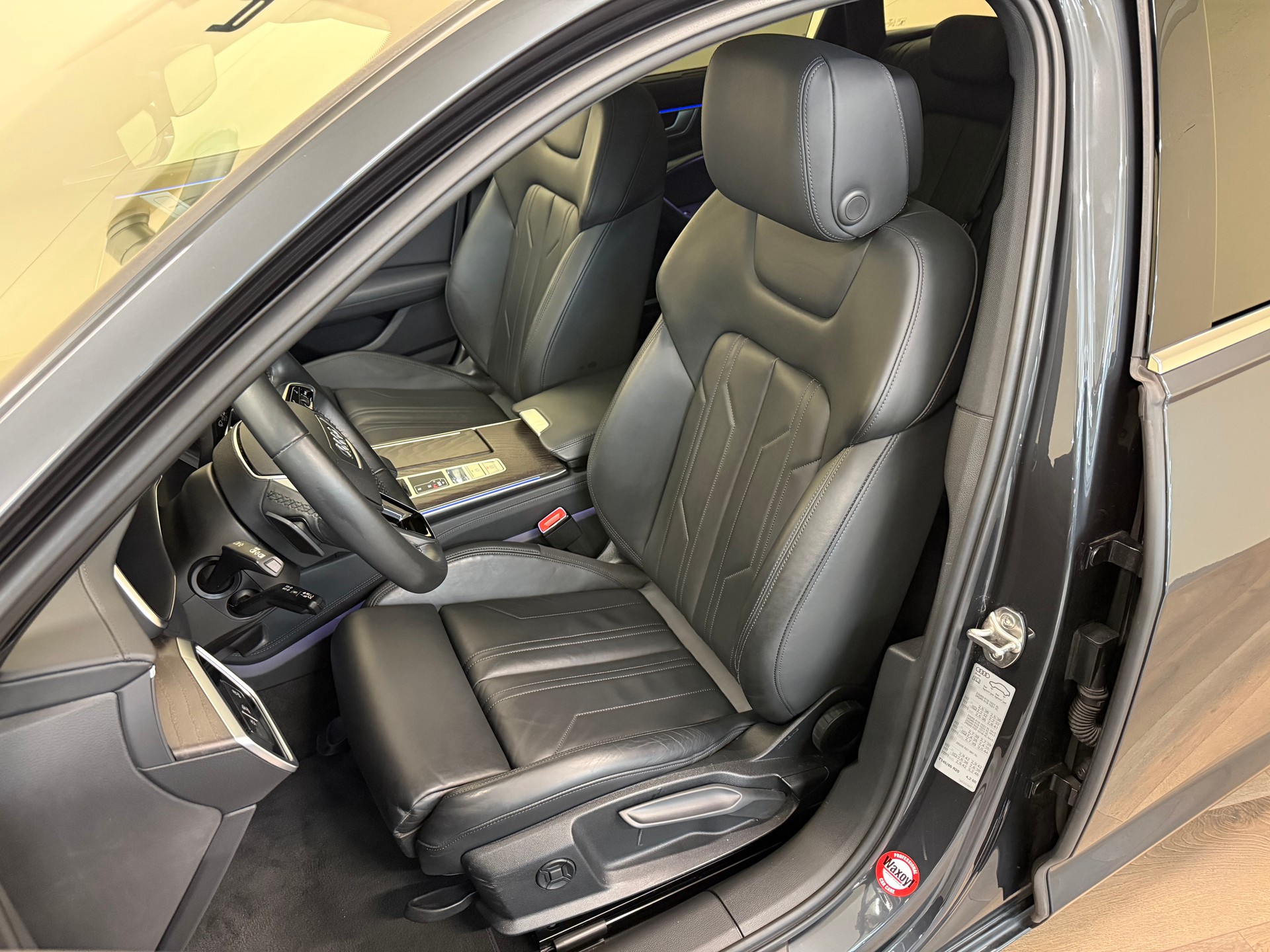 AUDI A6 Avant 55 TFSI Sport quattro S-tronic-image-11