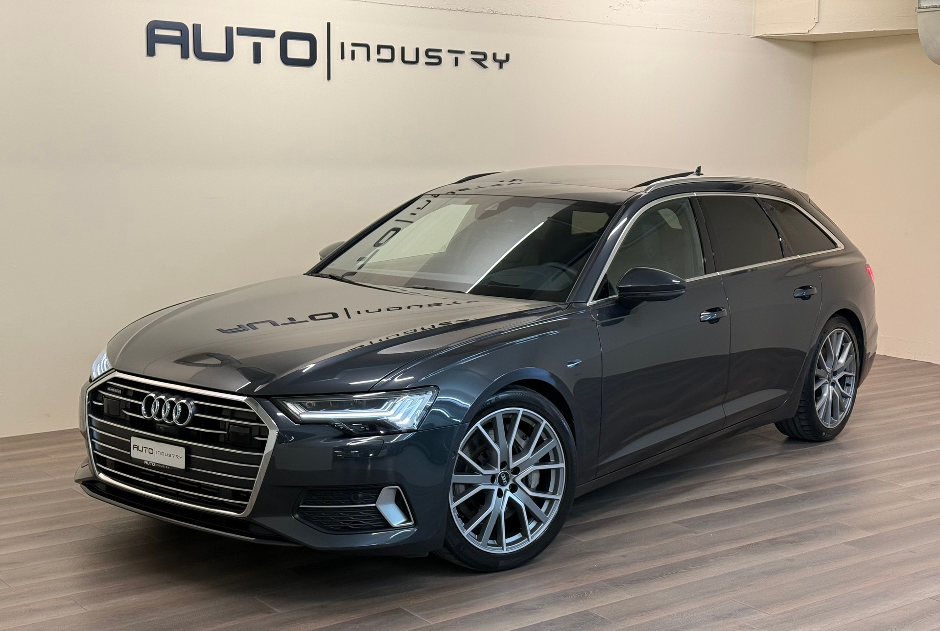 AUDI A6 Avant 55 TFSI Sport quattro S-tronic