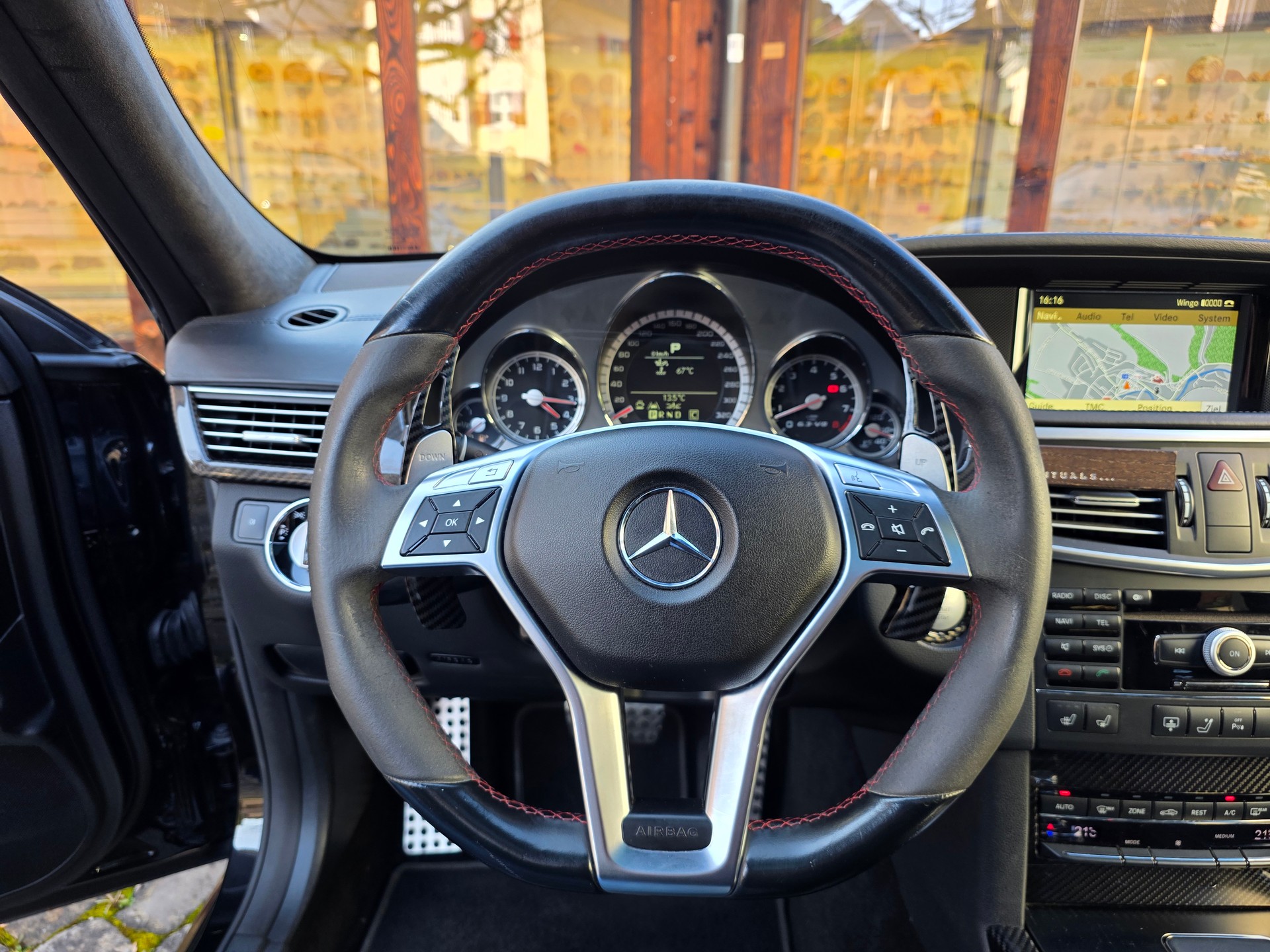 MERCEDES-BENZ E 63 AMG Speedshift MCT-image-11