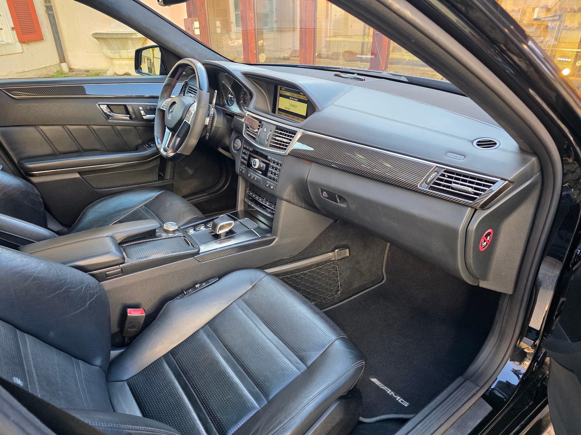 MERCEDES-BENZ E 63 AMG Speedshift MCT-image-8
