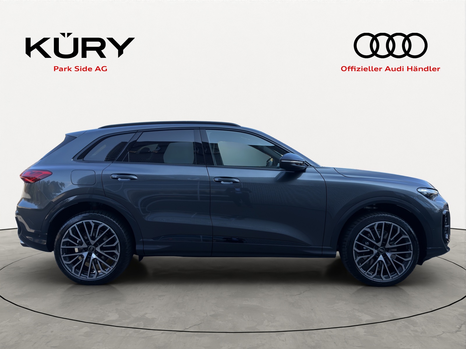 AUDI SQ5 TFSI quattro S-tronic-showroom-element-2