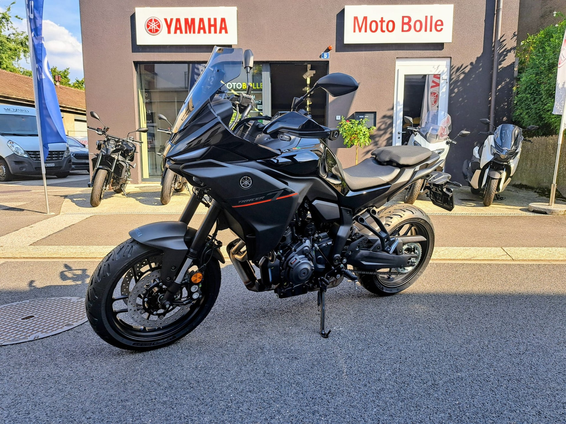 YAMAHA Tracer 7-showroom-element-2
