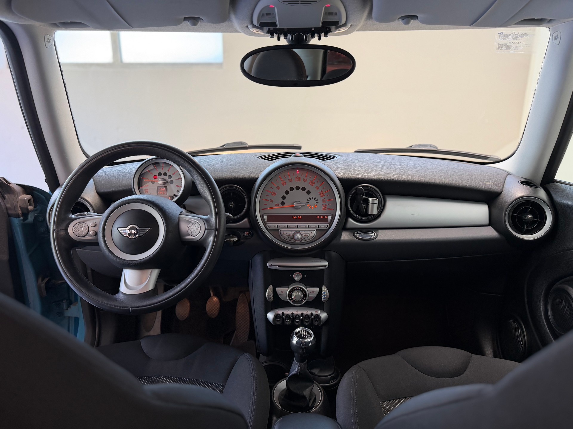 MINI One-image-7