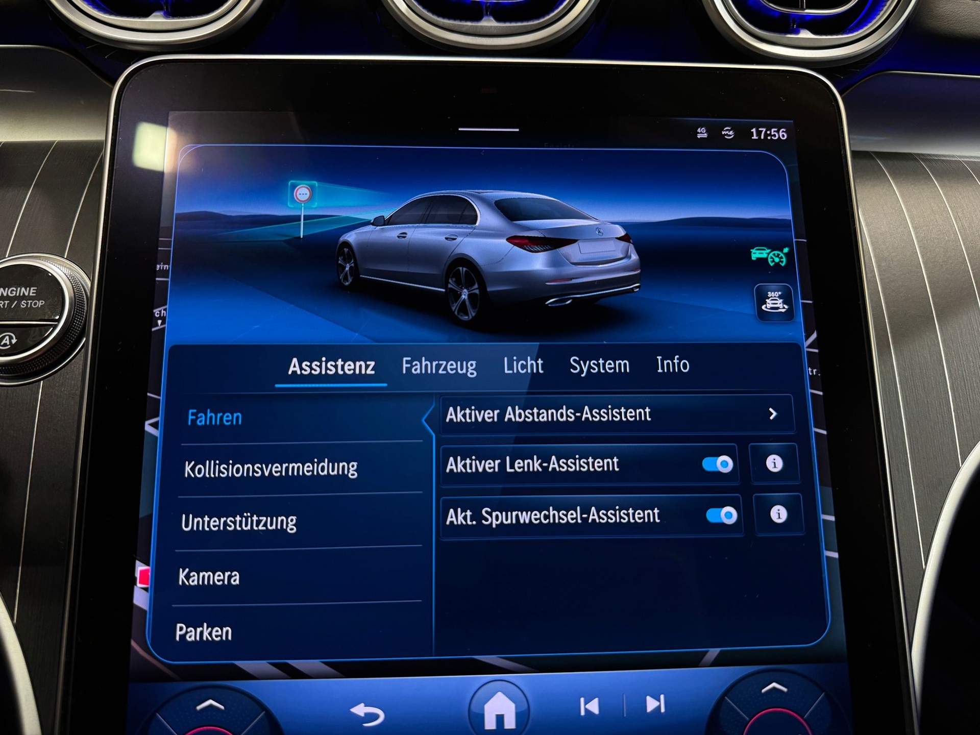MERCEDES-BENZ C 300 4Matic AMG Line-image-17