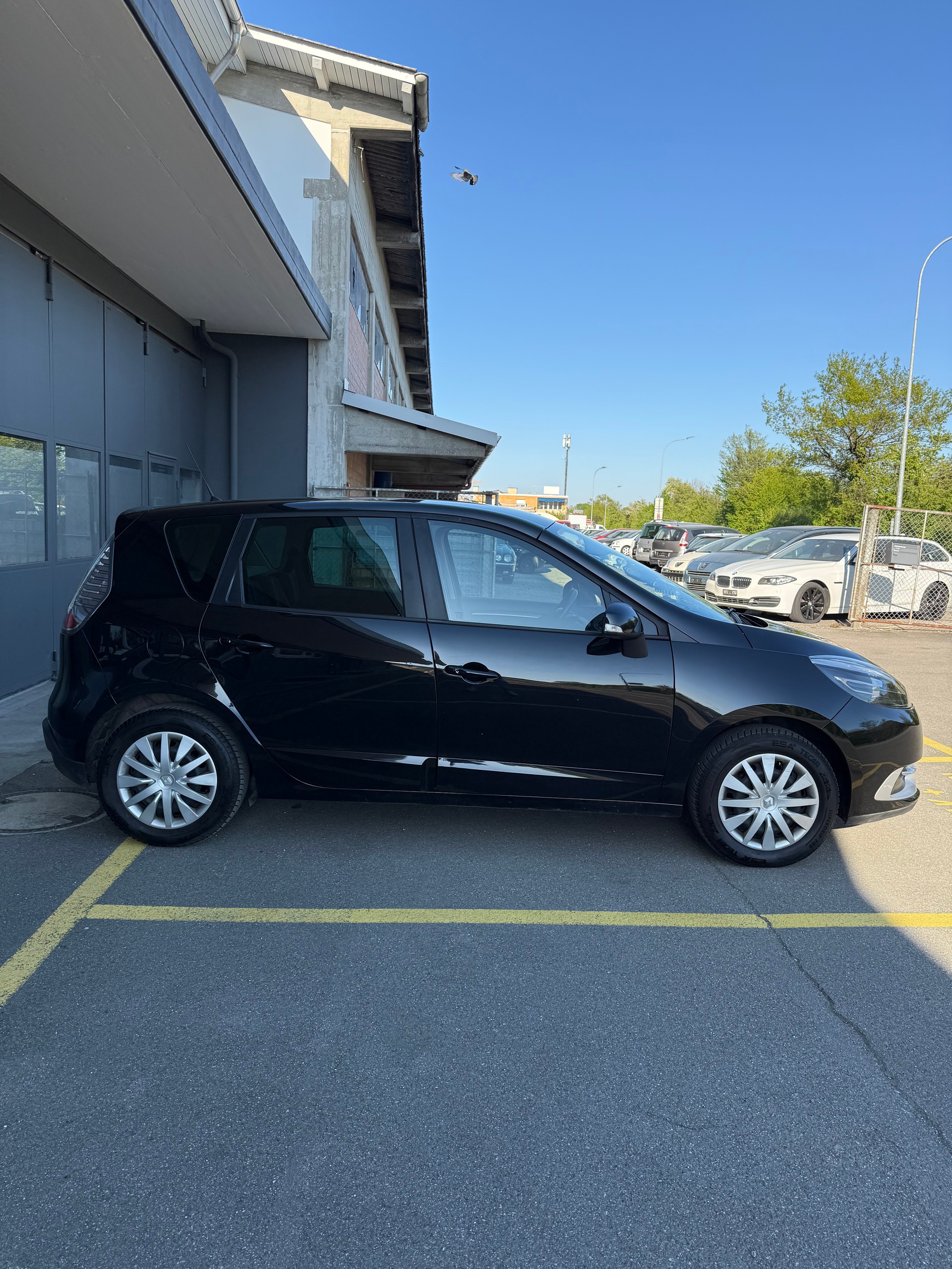RENAULT Scénic 1.5 dCi Expression-image-5