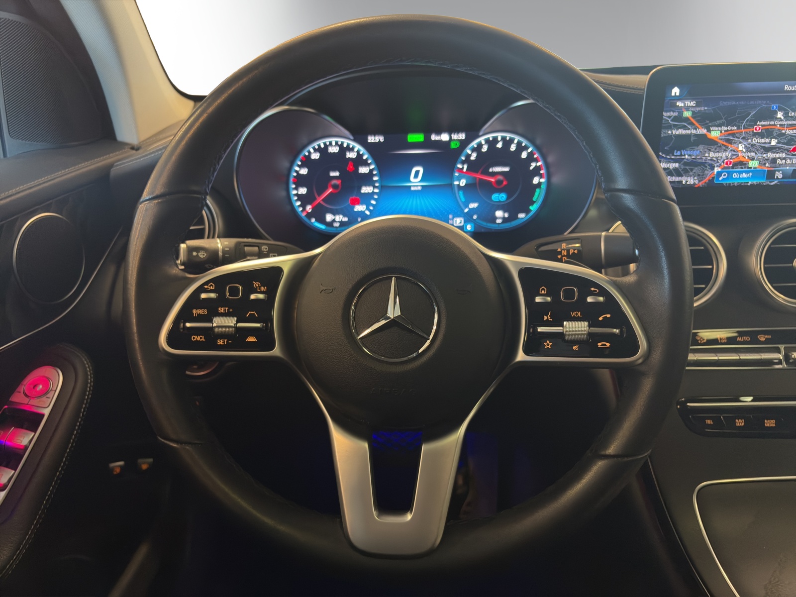 MERCEDES-BENZ GLC 300 e Off-Road 4Matic-image-13