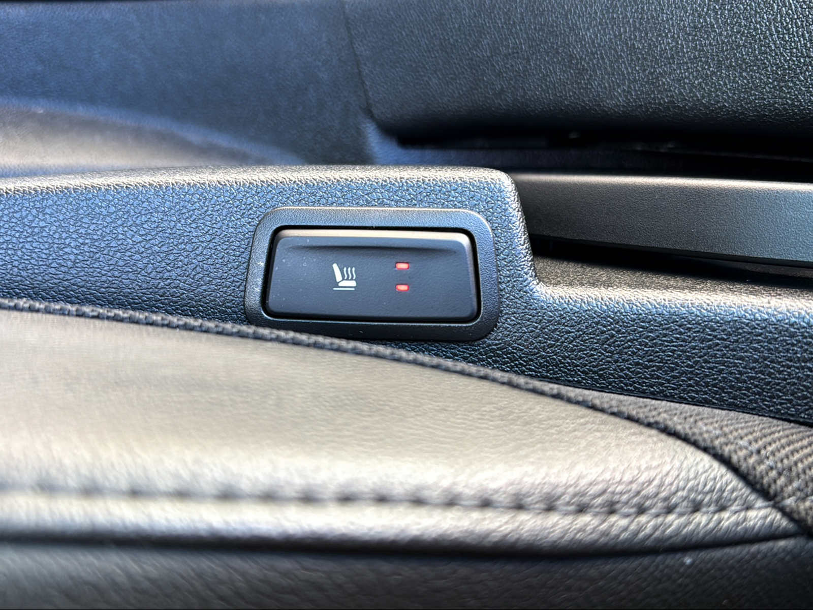 RENAULT Espace 1.8 TCe Intens EDC-image-12