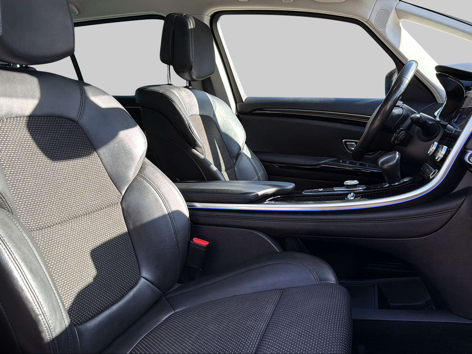RENAULT Espace 1.8 TCe Intens EDC-image-14