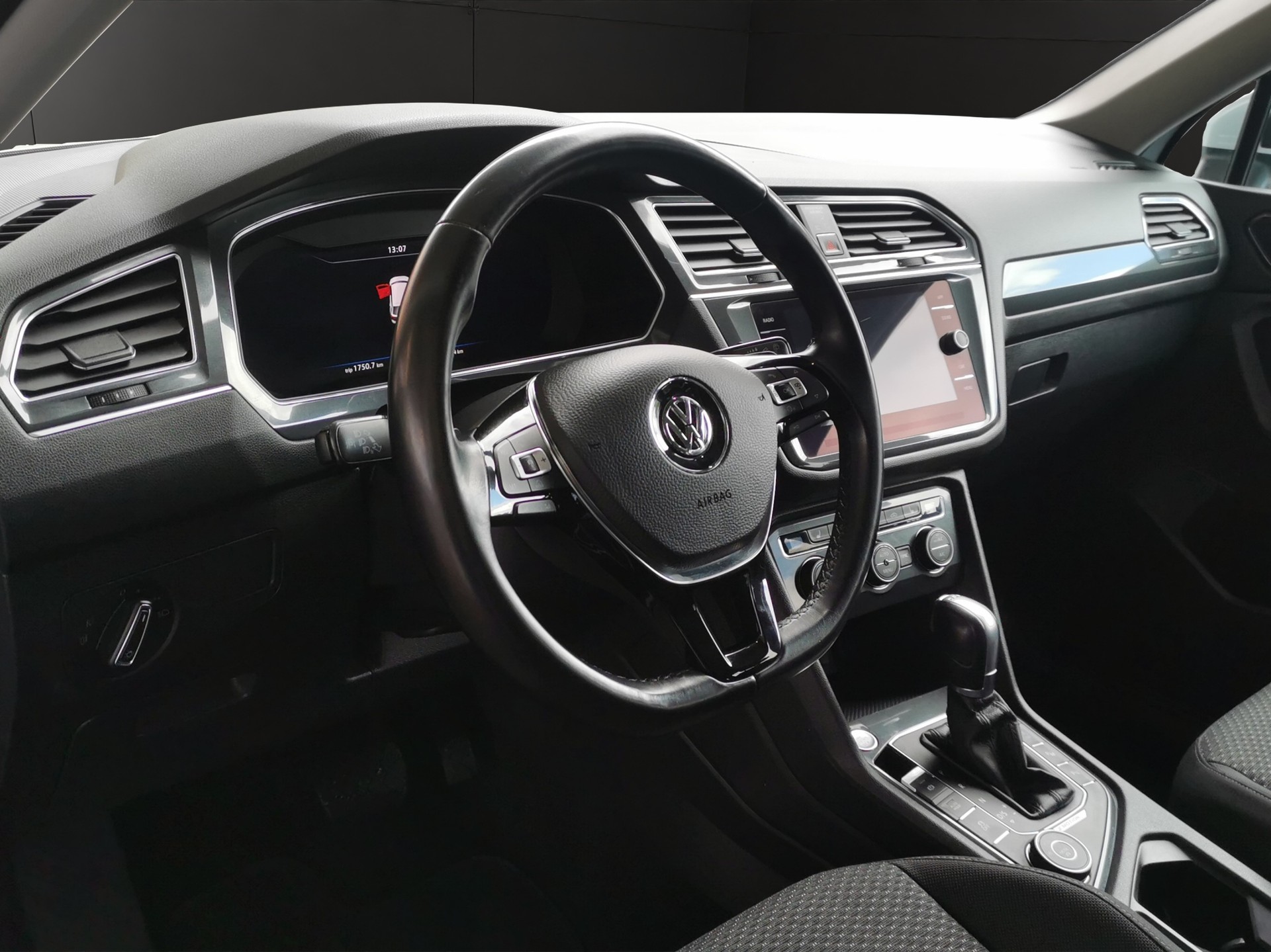 VW Tiguan Allspace 2.0TSI Comfortline 4Motion DSG-image-11