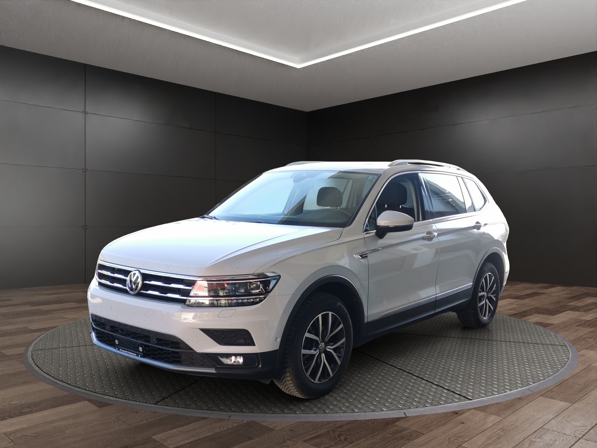 VW Tiguan Allspace 2.0TSI Comfortline 4Motion DSG-showroom-element-1