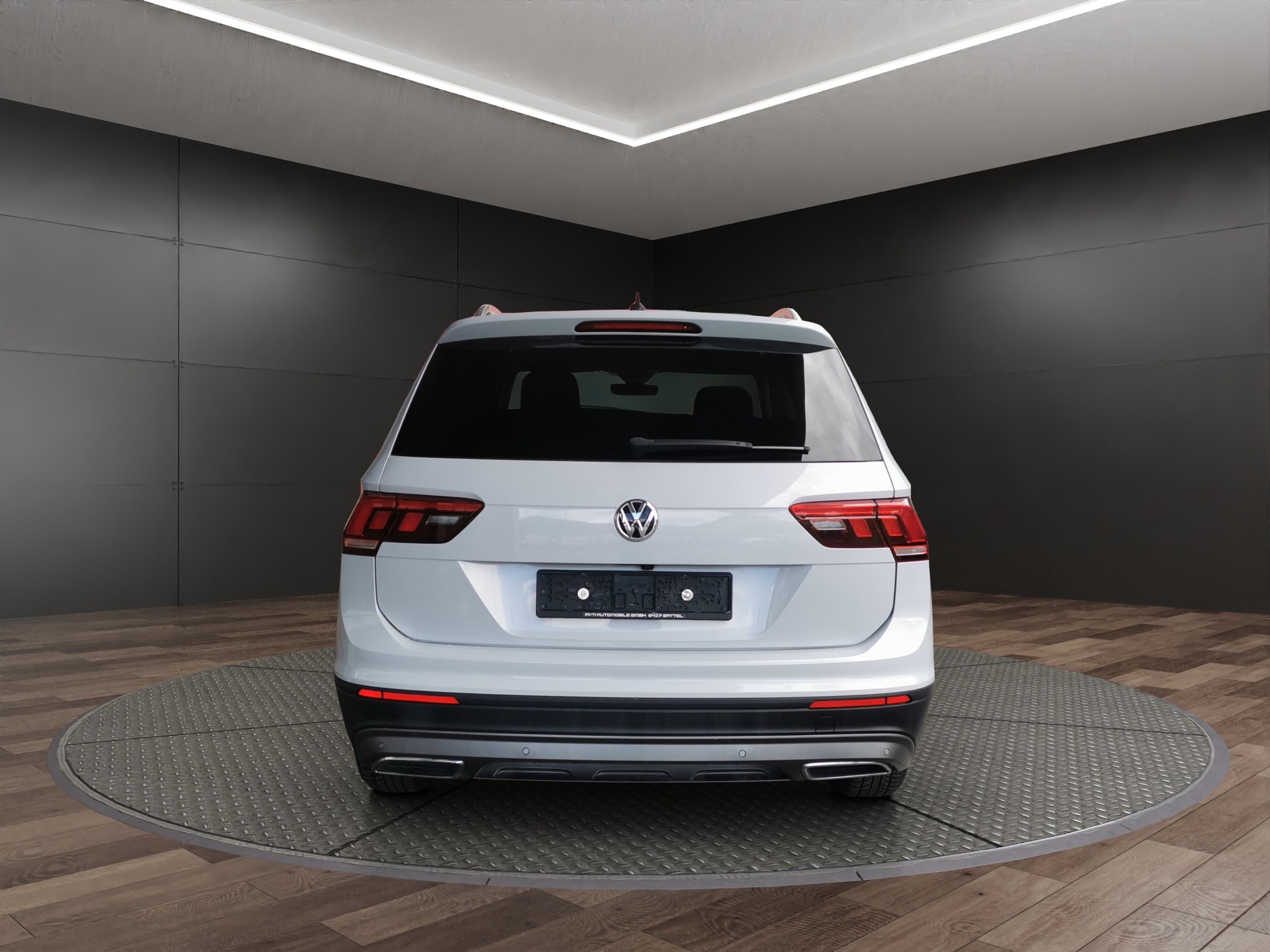 VW Tiguan Allspace 2.0TSI Comfortline 4Motion DSG-image-7