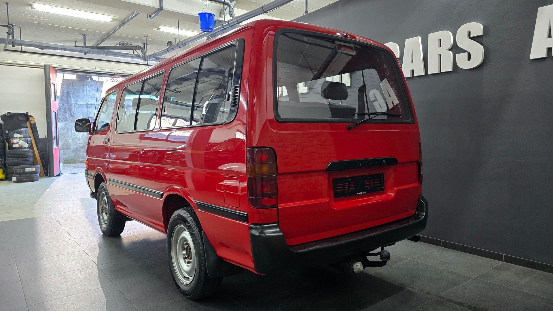 TOYOTA Hiace 2.4 4x4 Saloon Jub.-image-7