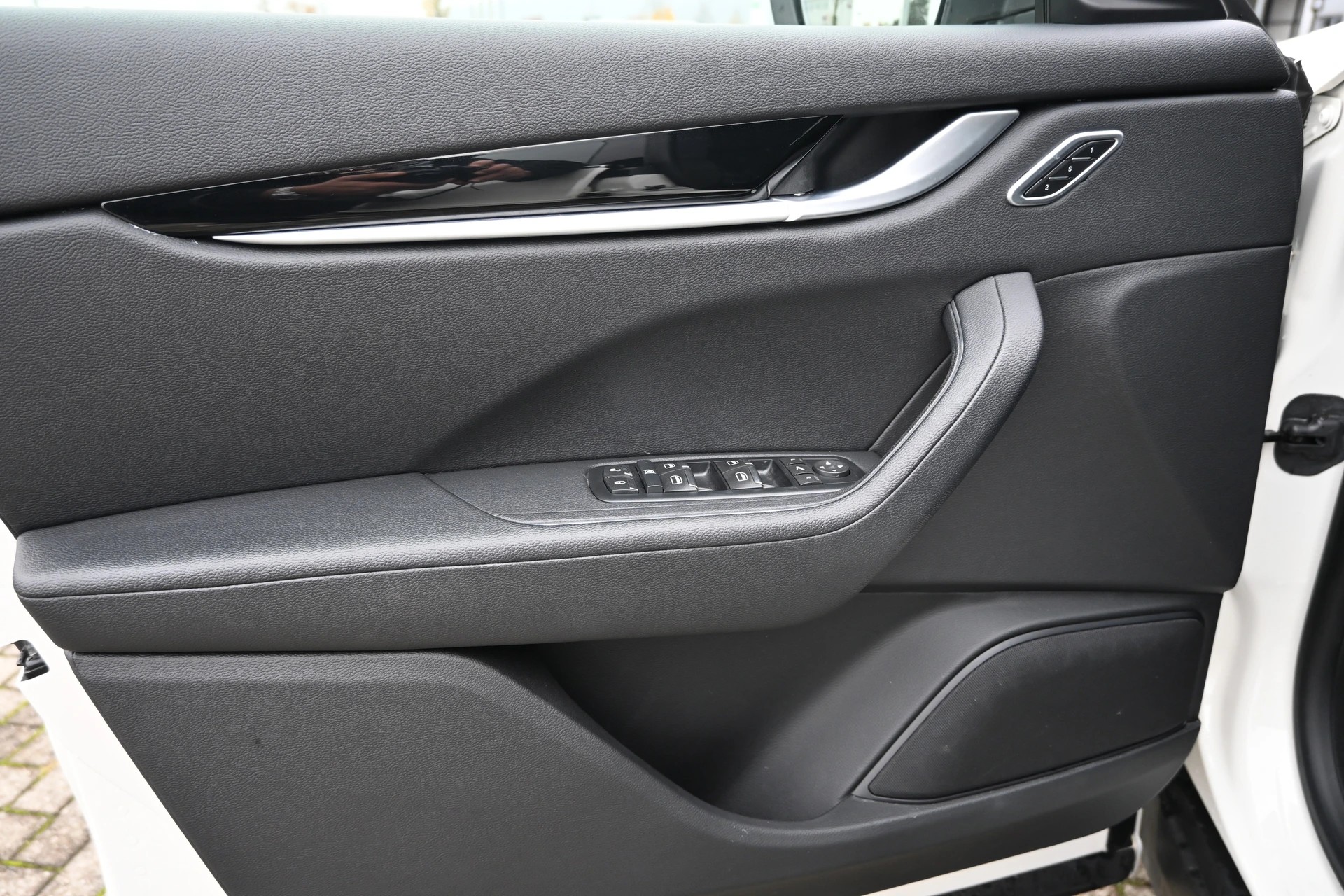 MASERATI Levante D 3.0 V6 Automatica 4X4 275PS (CH Auto)-image-18