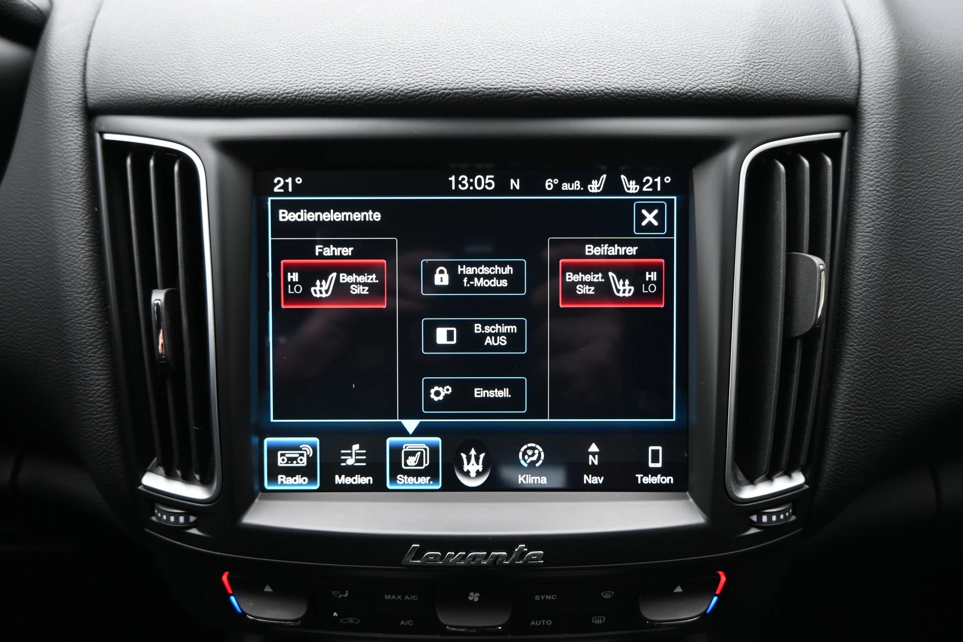 MASERATI Levante D 3.0 V6 Automatica 4X4 275PS (CH Auto)-image-24