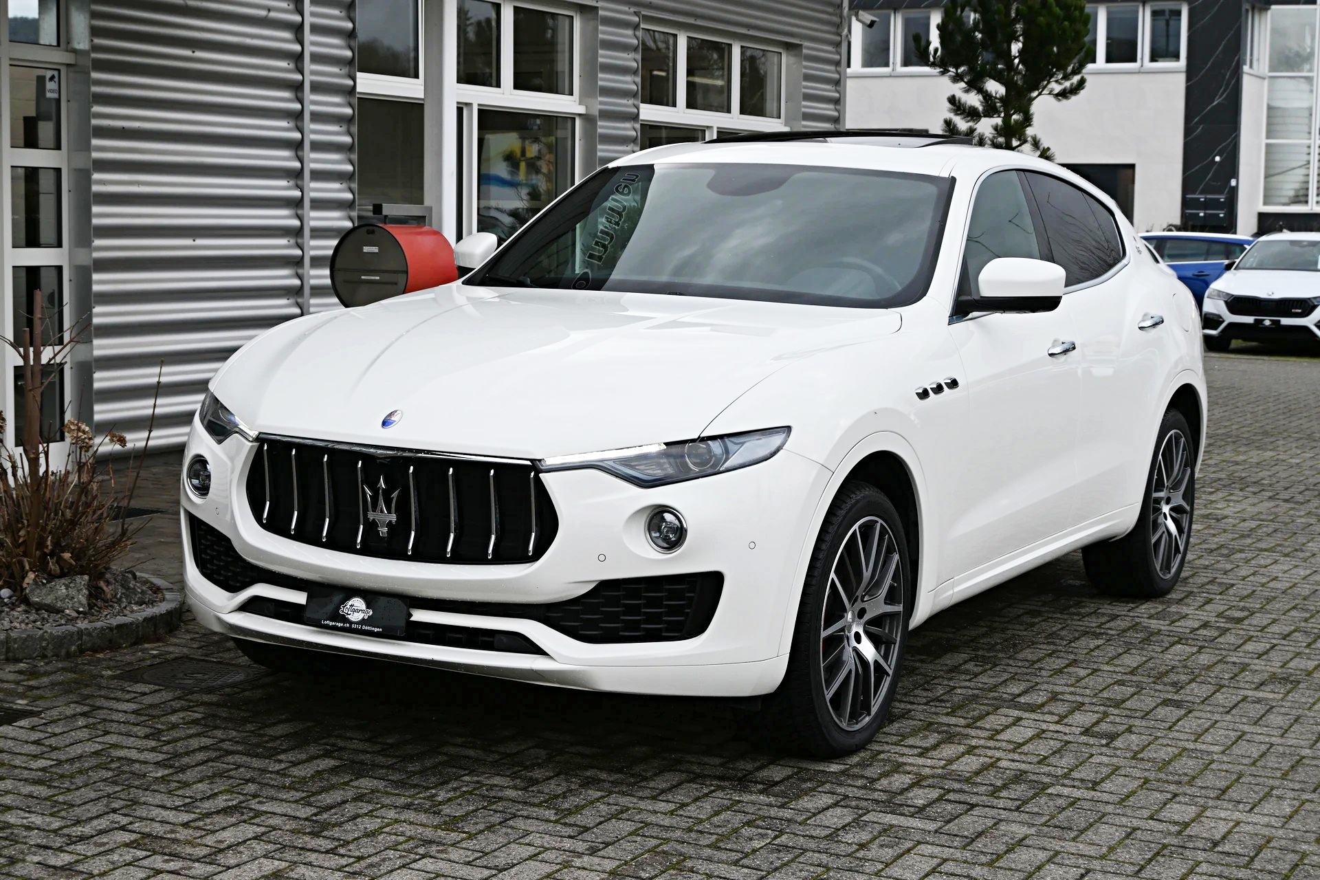 MASERATI Levante D 3.0 V6 Automatica 4X4 275PS (CH Auto)-showroom-element-1