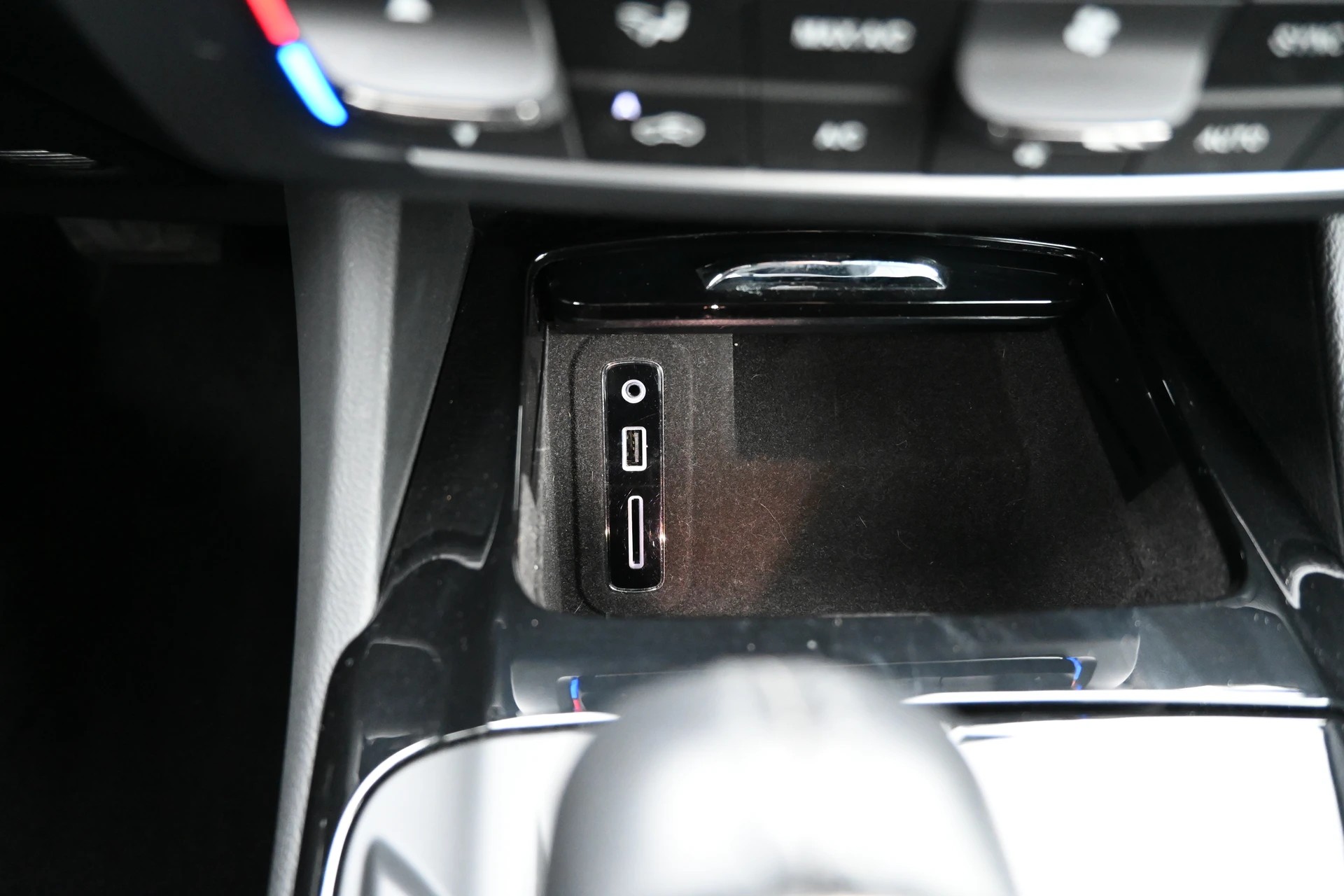 MASERATI Levante D 3.0 V6 Automatica 4X4 275PS (CH Auto)-image-20
