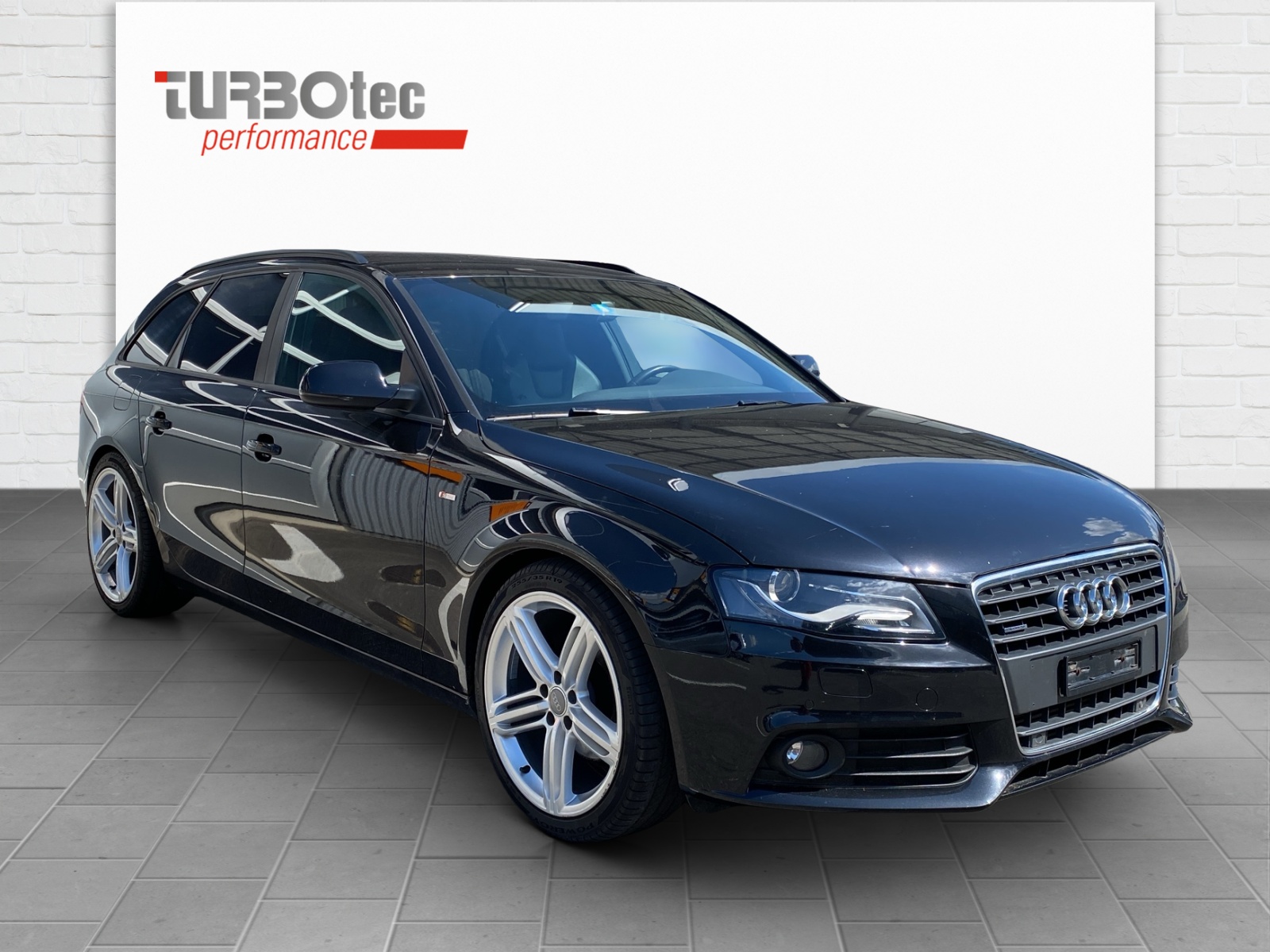 AUDI A4 Avant 2.0 TDI quattro-showroom-element-3