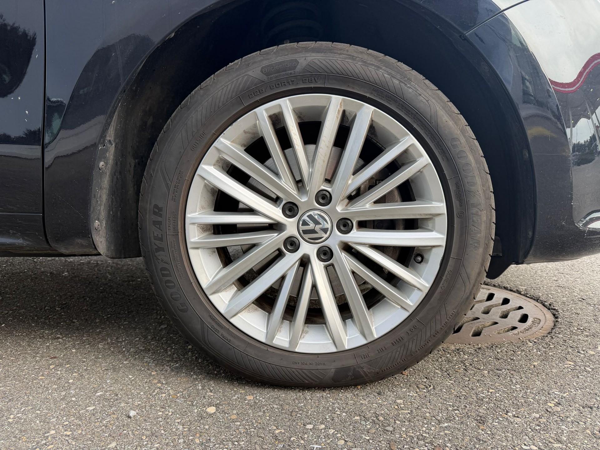 VW Sharan 1.4 TSI BlueMotion Technology Cup-image-9
