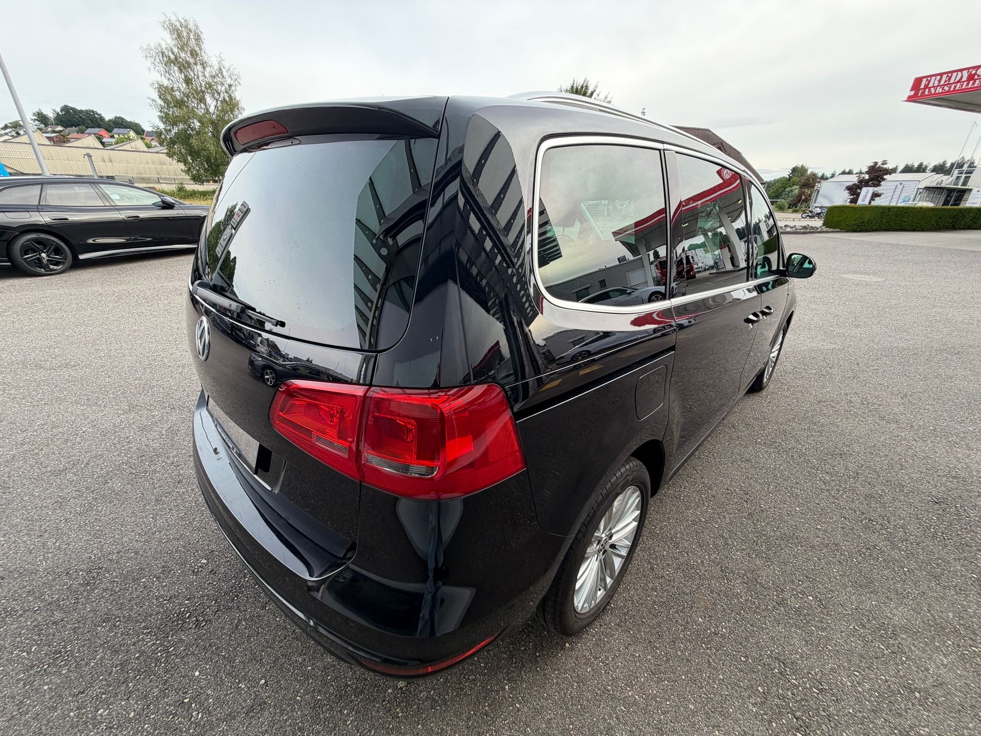VW Sharan 1.4 TSI BlueMotion Technology Cup-image-4