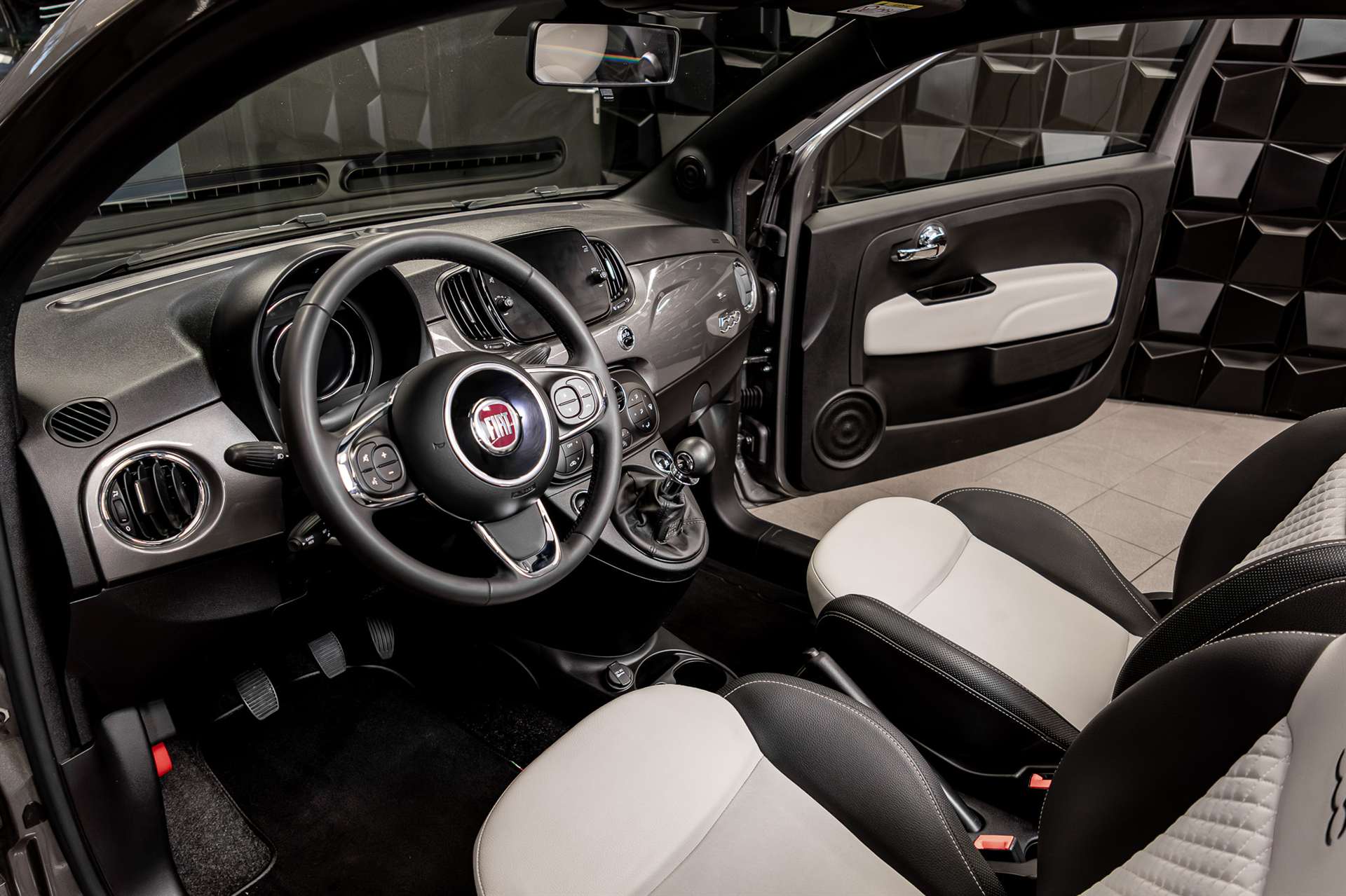 FIAT 500C 1.0 N3 MildHybrid Dolcevita-image-12
