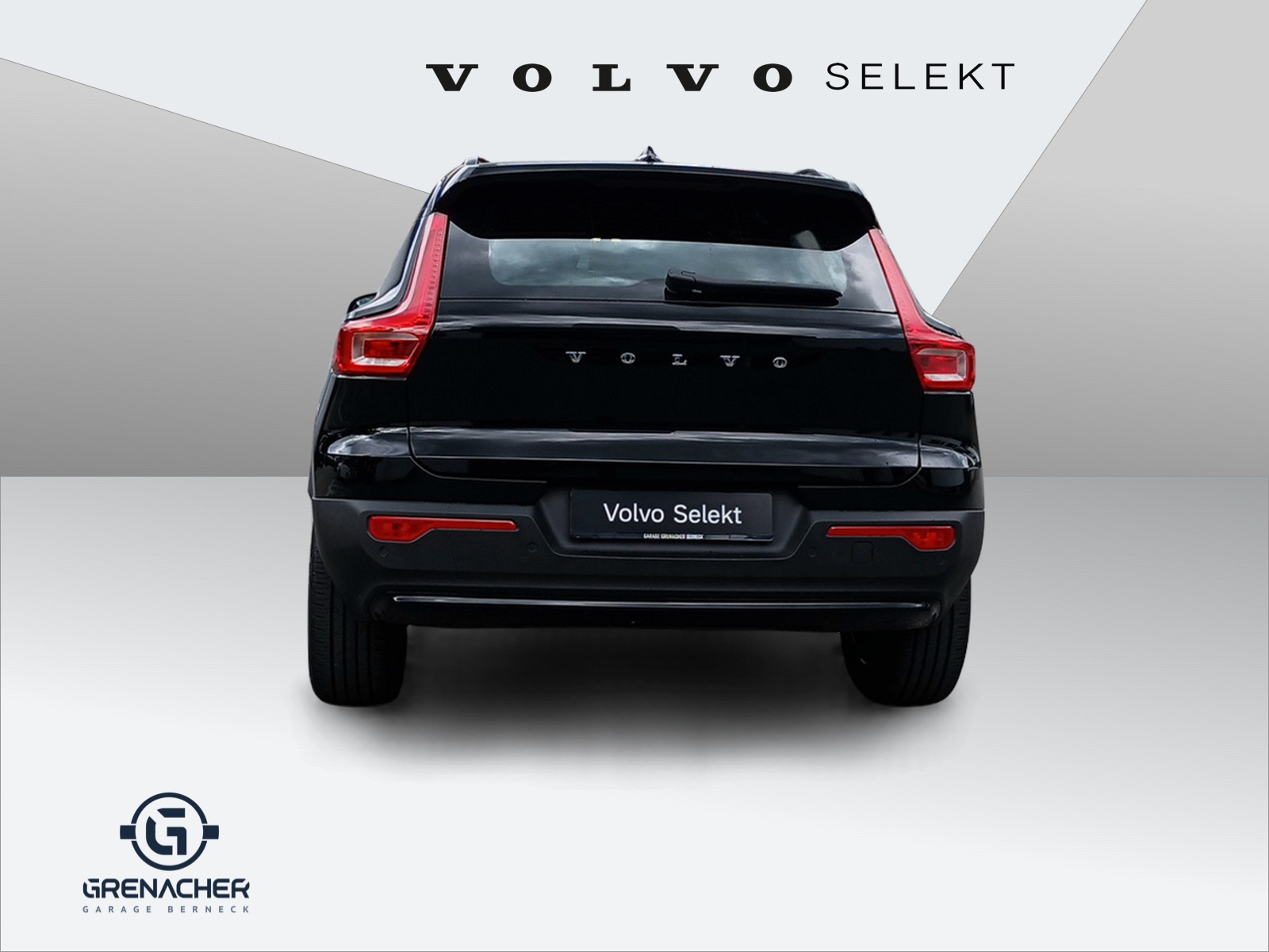 VOLVO XC40 2.0 B4 MH Plus Dark AWD-image-7