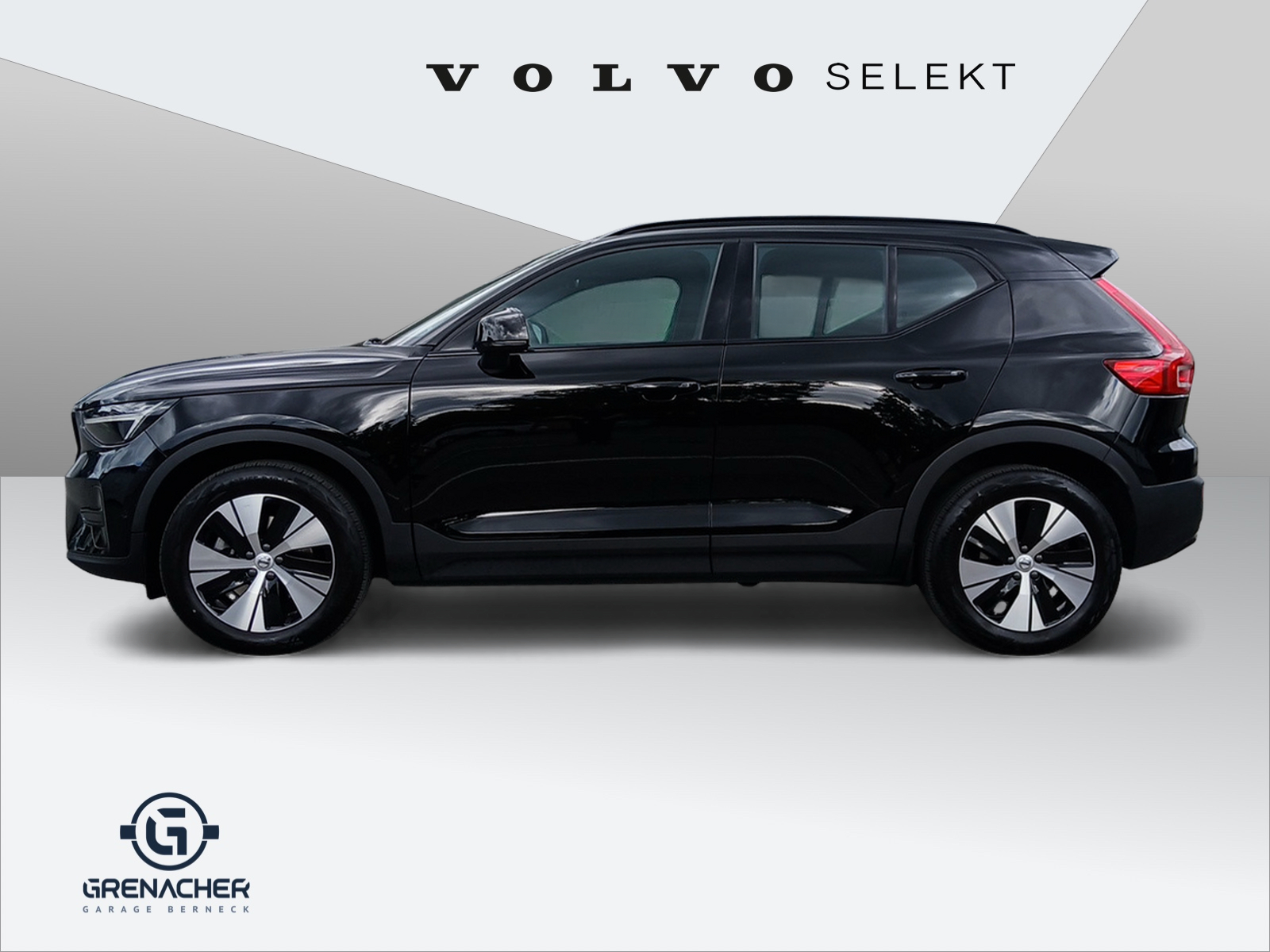 VOLVO XC40 2.0 B4 MH Plus Dark AWD-showroom-element-2