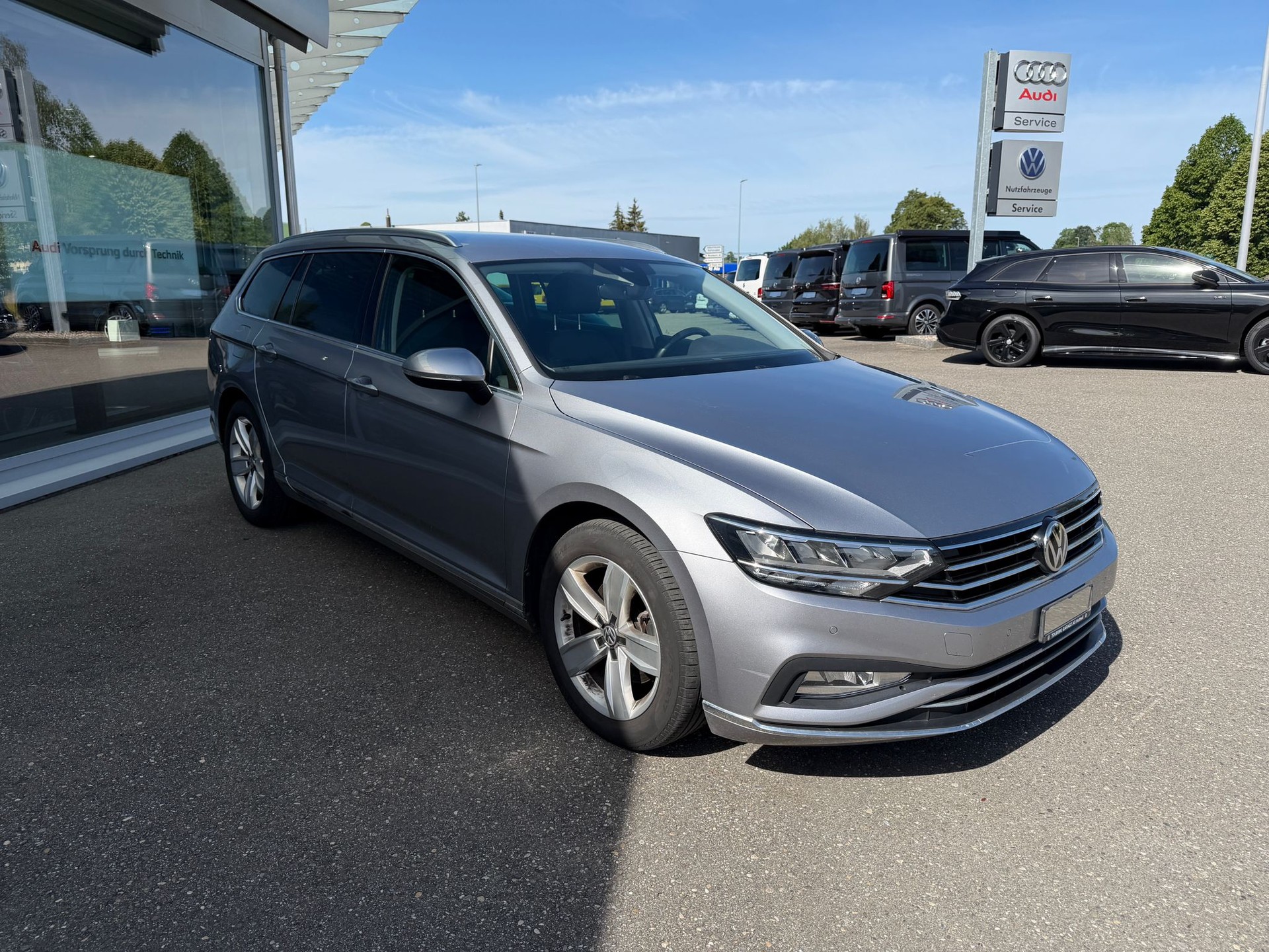 VW Passat 2.0 TDI BMT Elegance 4Motion DSG-image-6