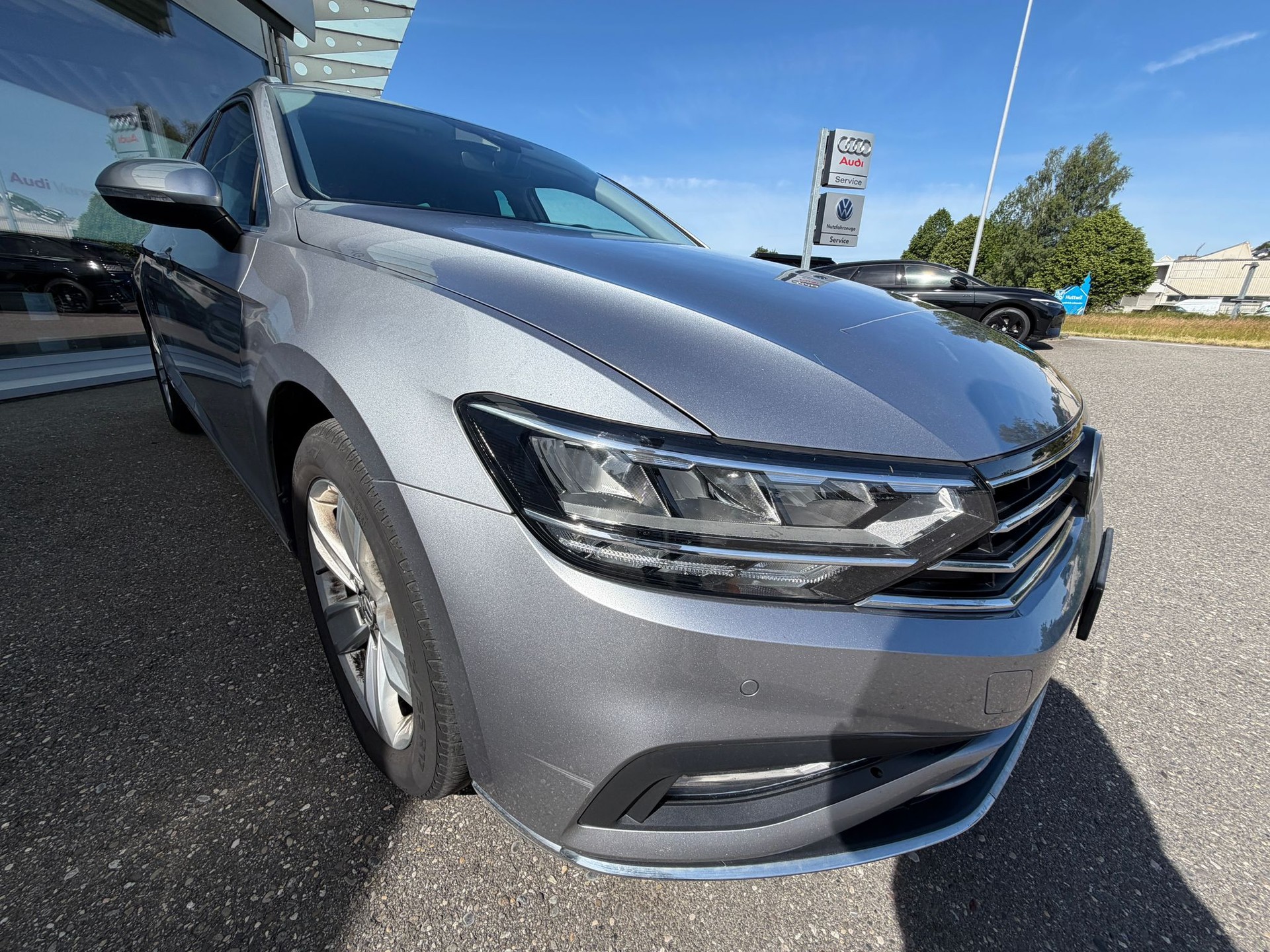 VW Passat 2.0 TDI BMT Elegance 4Motion DSG-image-8