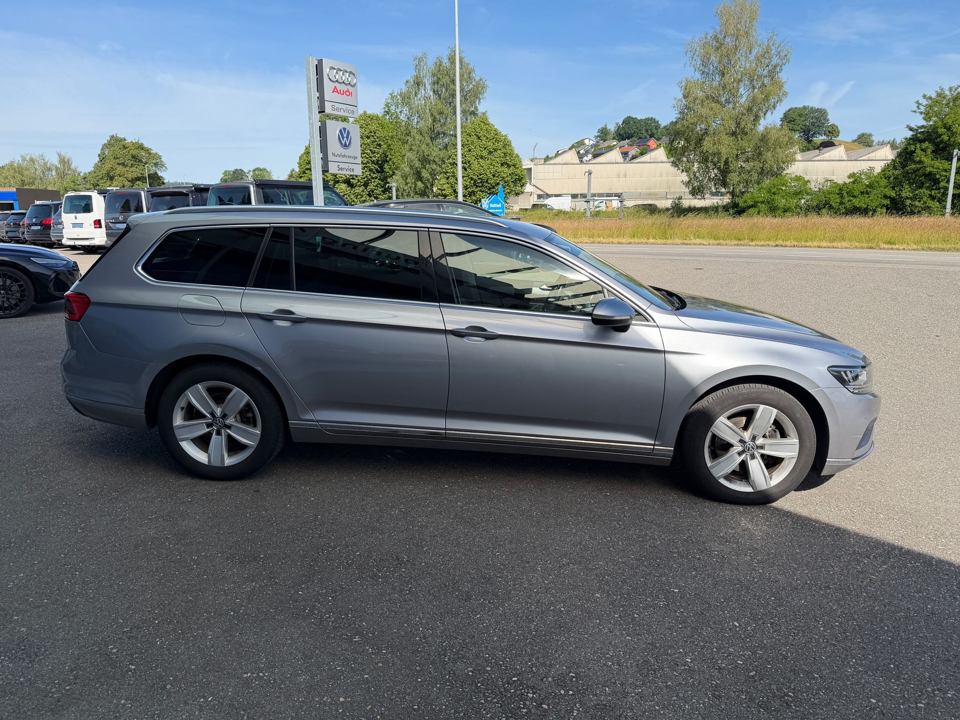 VW Passat 2.0 TDI BMT Elegance 4Motion DSG-image-5