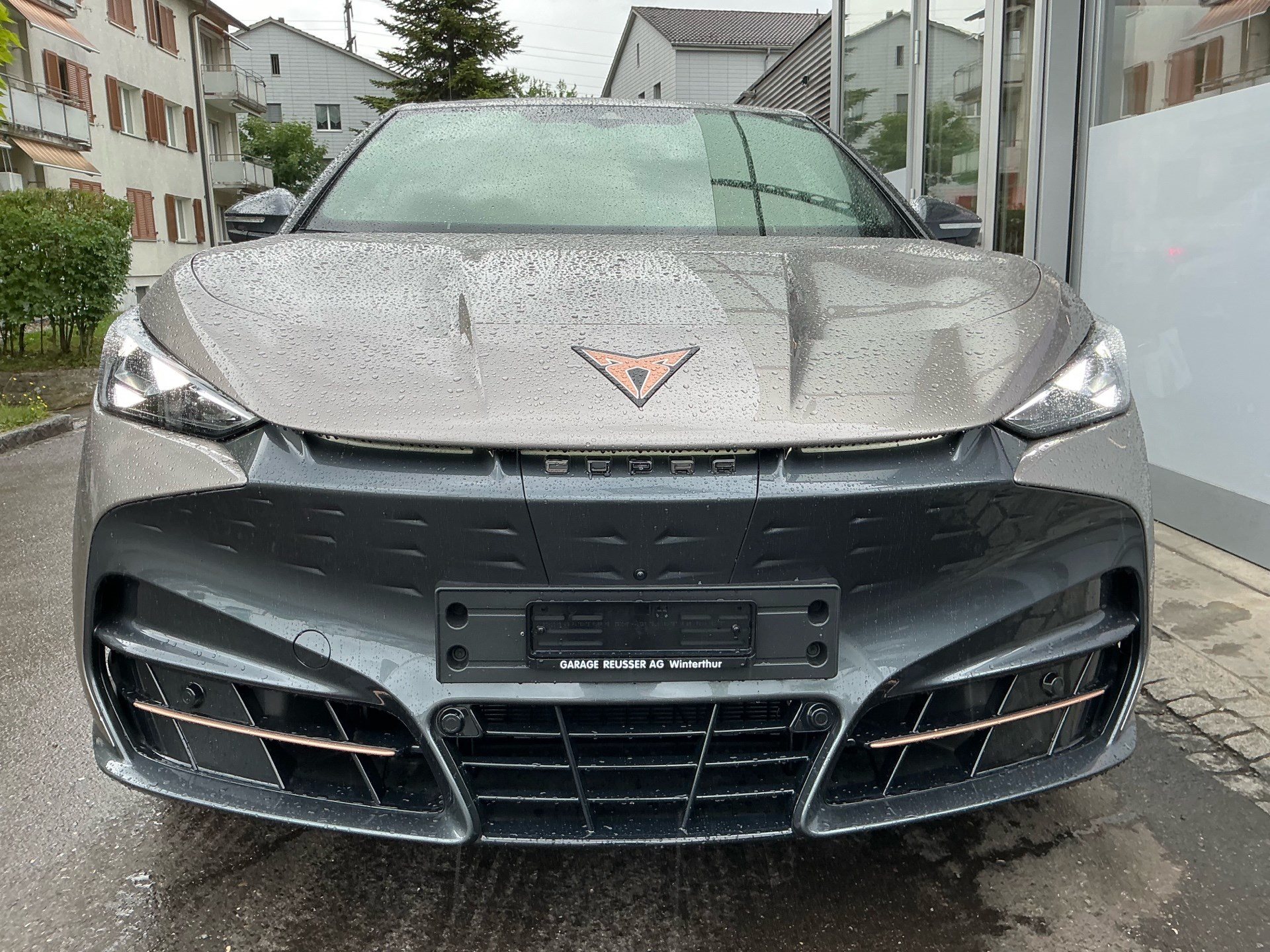 CUPRA Tavascan 340 PS 4DRIVE VZ ADRENALINE *** 5 JAHRE CUPRA VOLLGARANTIE ***-image-1