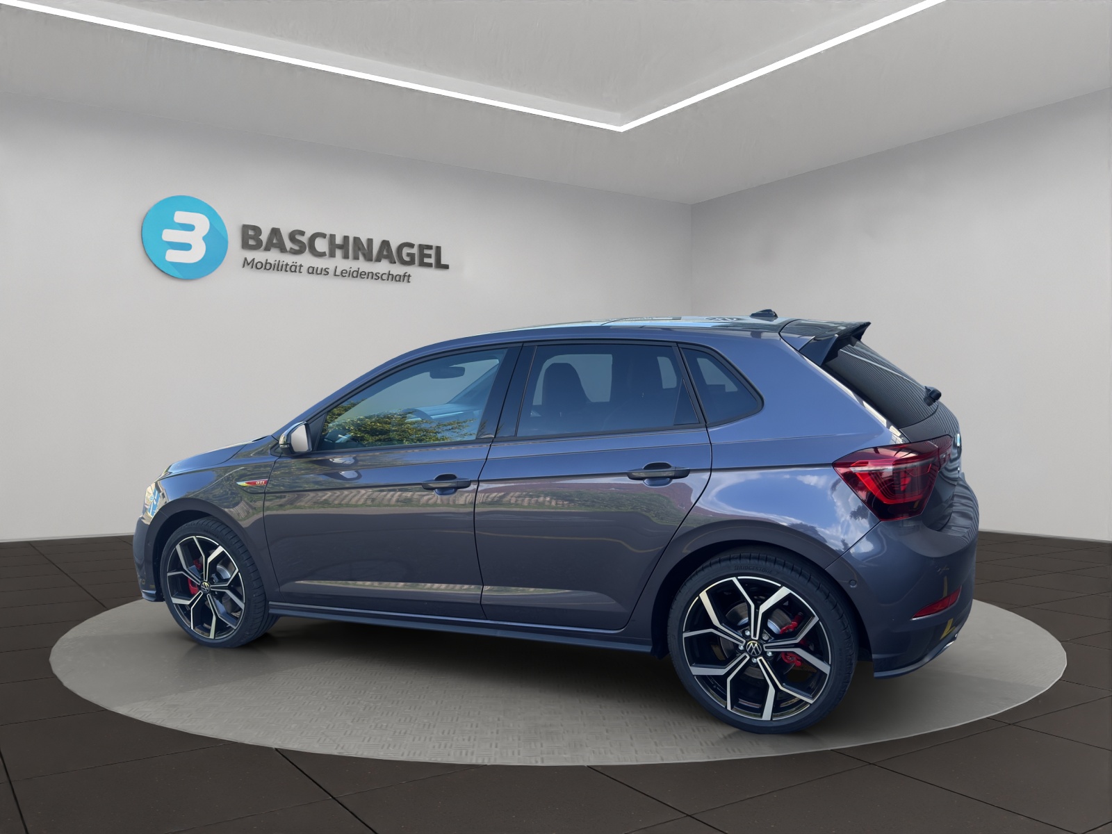 VW Polo 2.0 TSI GTI DSG-showroom-element-2