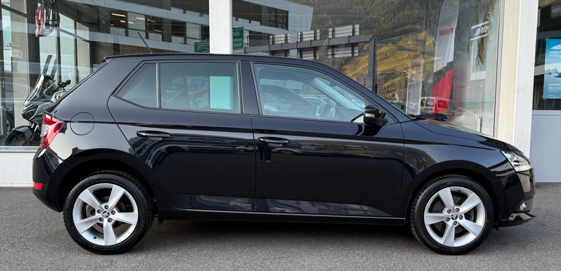 SKODA Fabia 1.0 TSI Style DSG-showroom-element-1