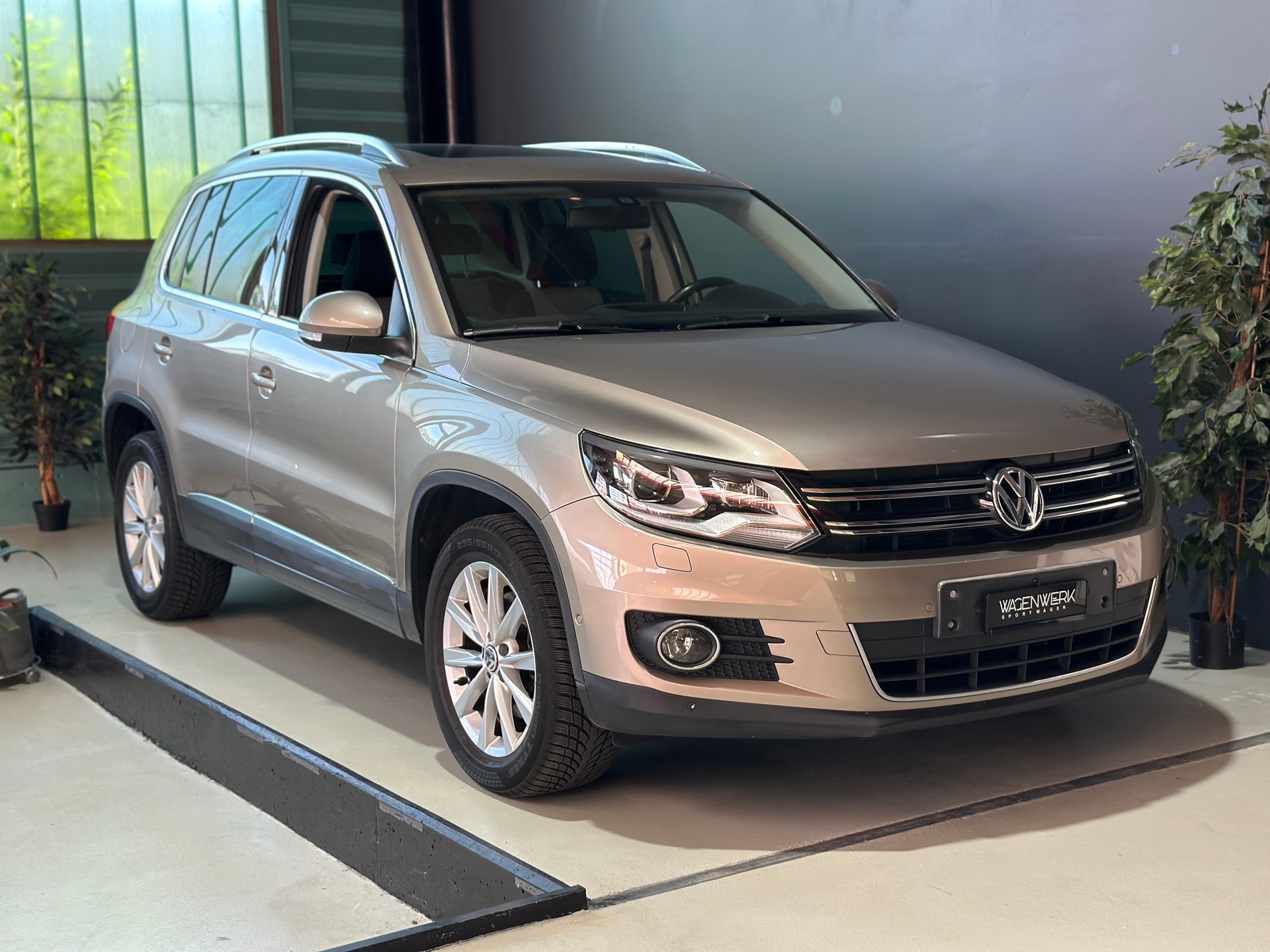 VW Tiguan 2.0 TSI Sport&Style 4Motion DSG