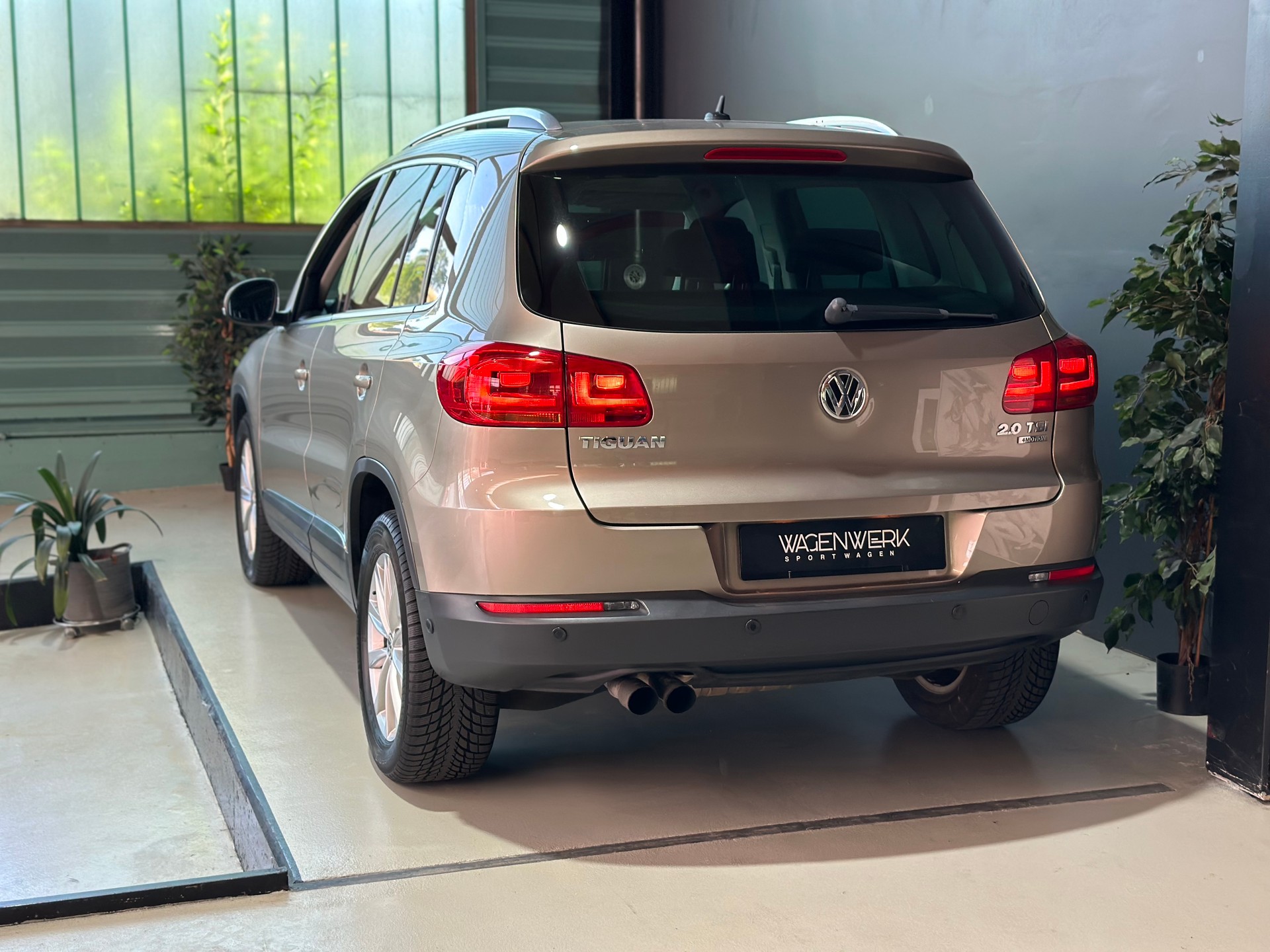 VW Tiguan 2.0 TSI Sport&Style 4Motion DSG-image-7