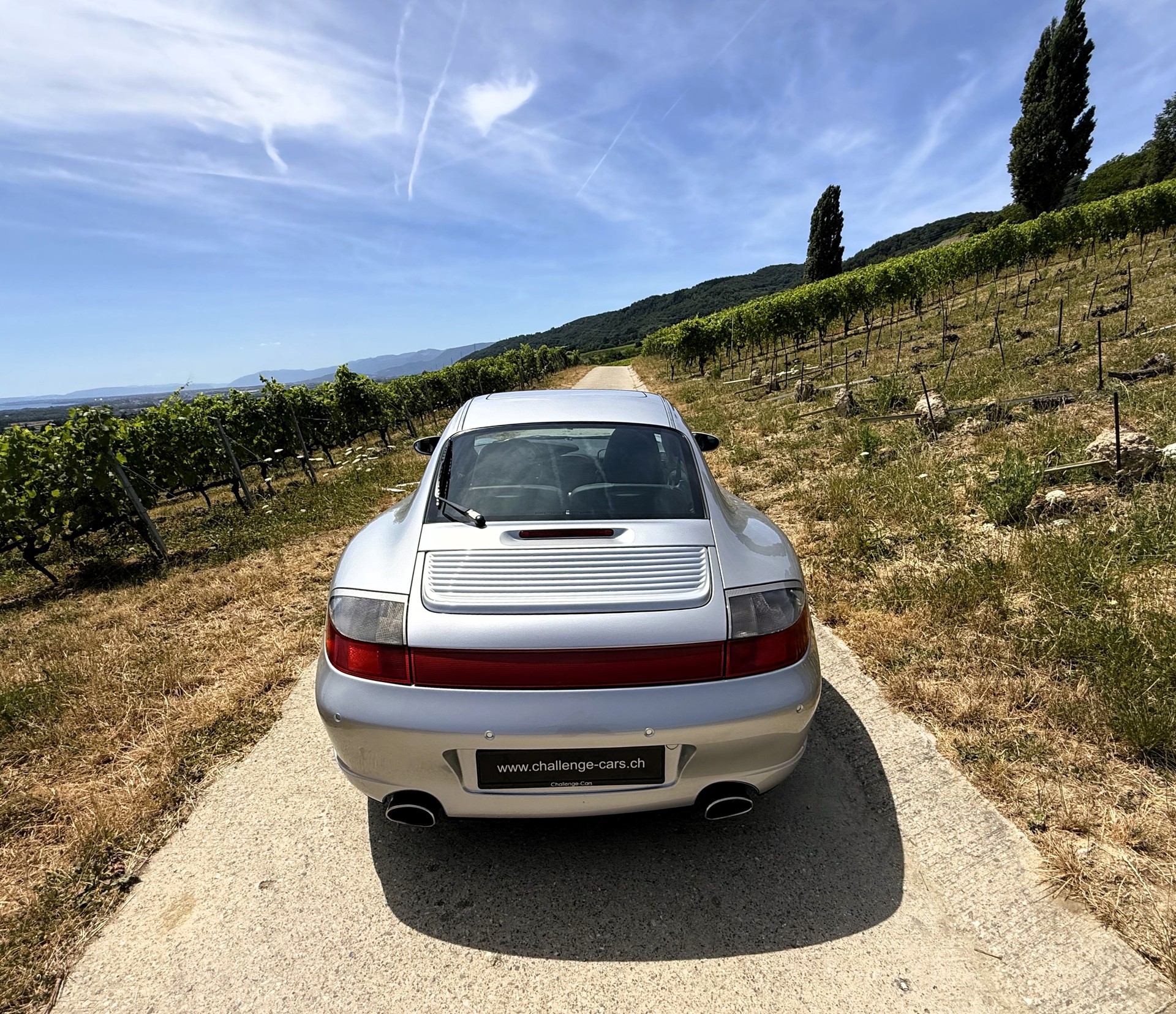 PORSCHE 911 Carrera 4 S-image-4
