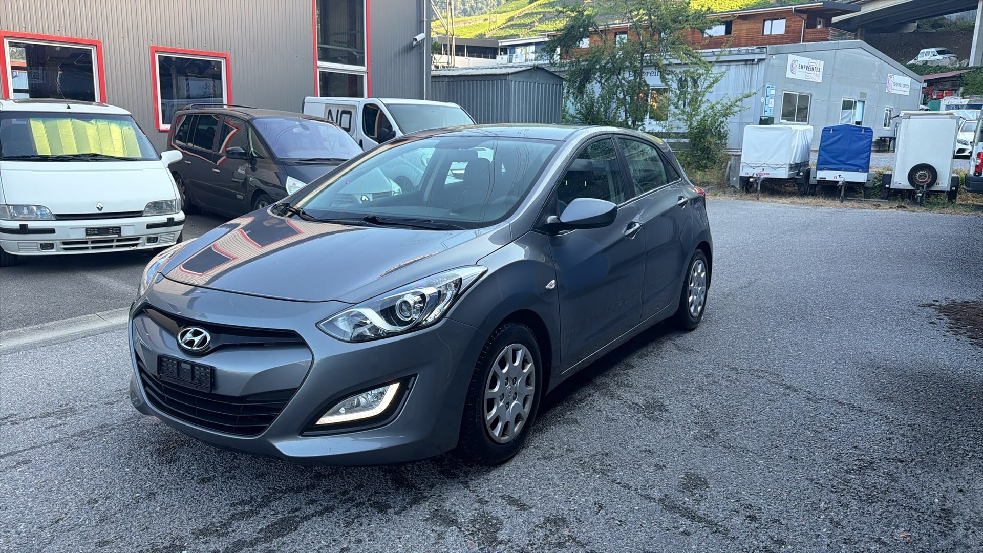 HYUNDAI i30 1.4 Comfort-showroom-element-2