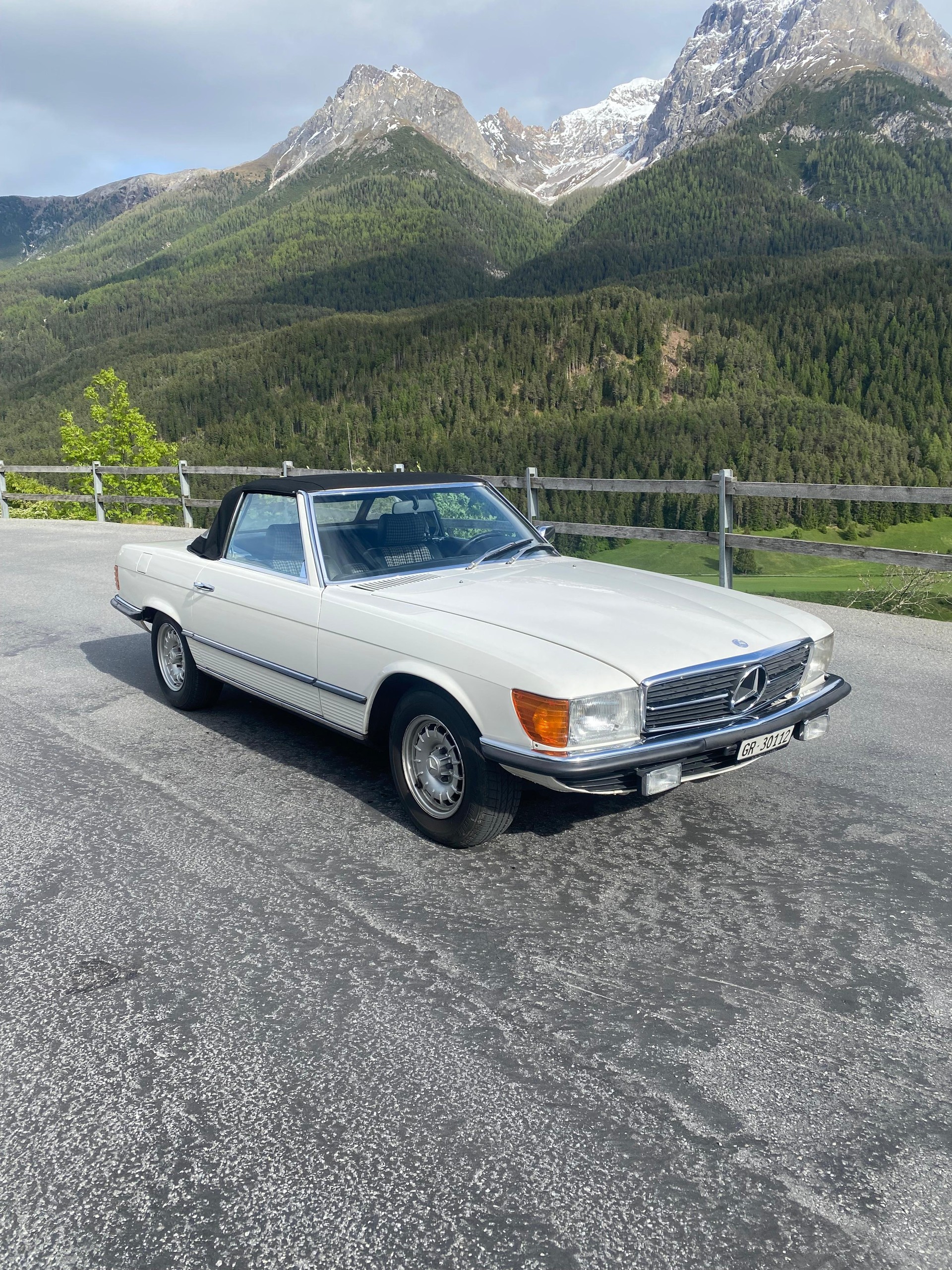 MERCEDES-BENZ 280 SL (R107) Veteran – 1979 – Familienbesitz seit Erstzulassung