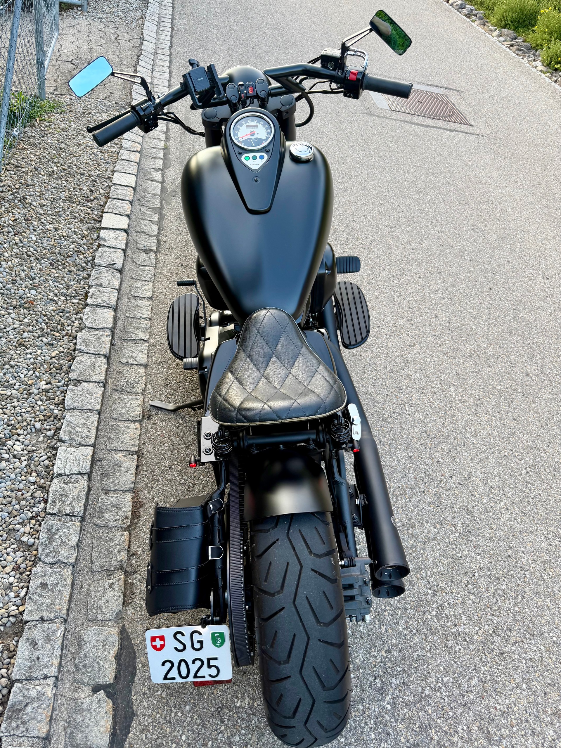 KAWASAKI VN 900 Classic-image-10
