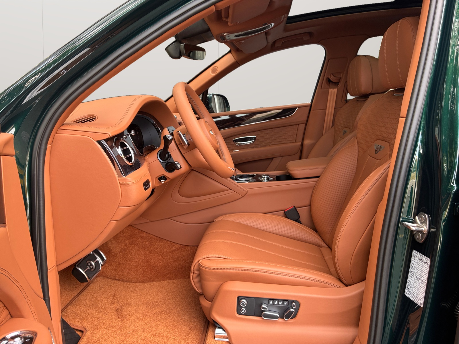 BENTLEY Bentayga Speed V8 650 PS MY 2027/ 1.9% Leasing möglich.-image-8