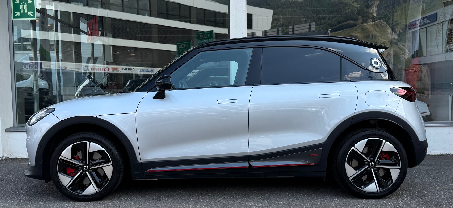 SMART #1 66 kWh Brabus AWD-showroom-element-2