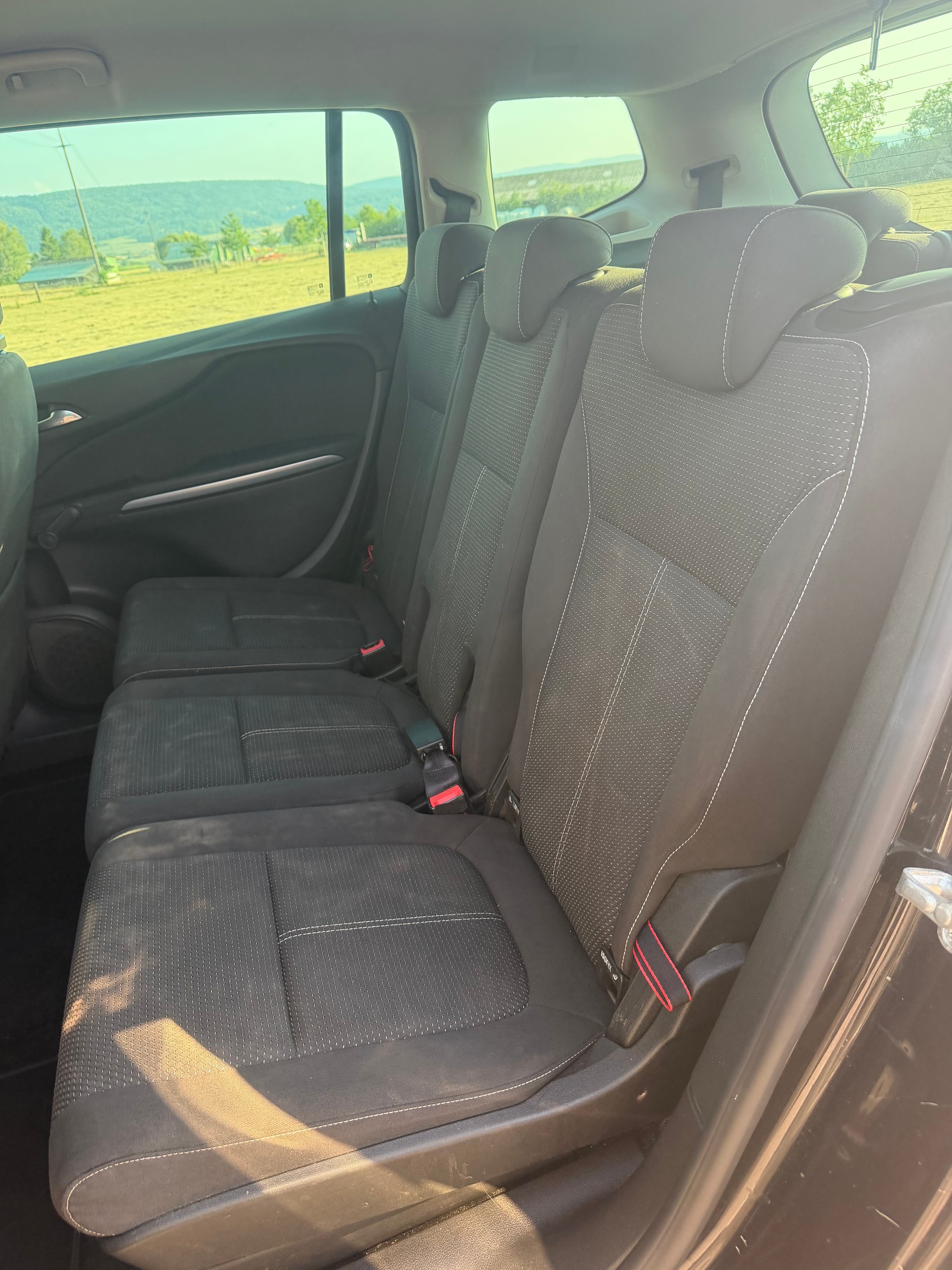 OPEL Zafira Tourer 1.4i 16V Turbo Business Line-image-8