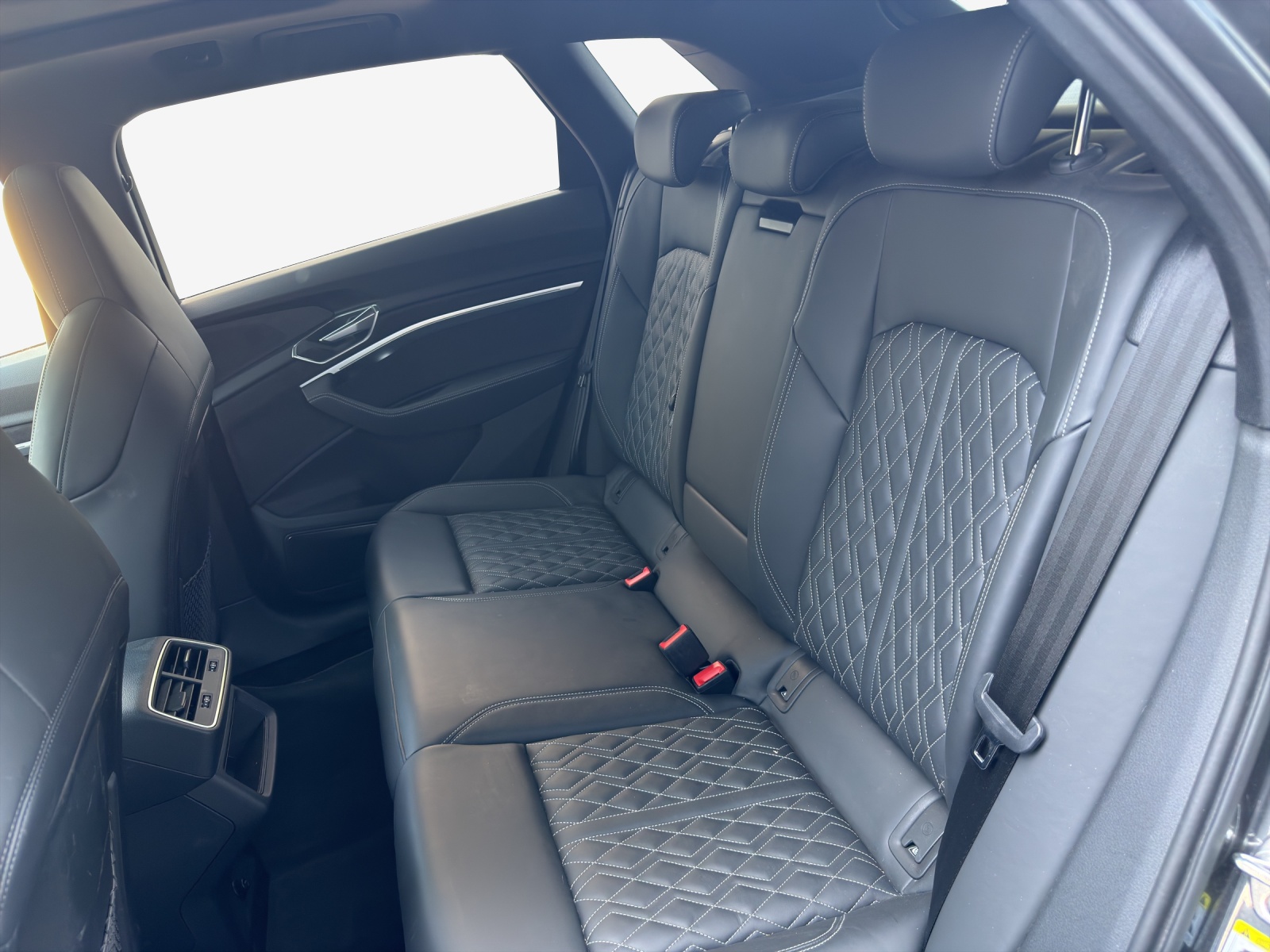 AUDI e-tron S quattro-image-11